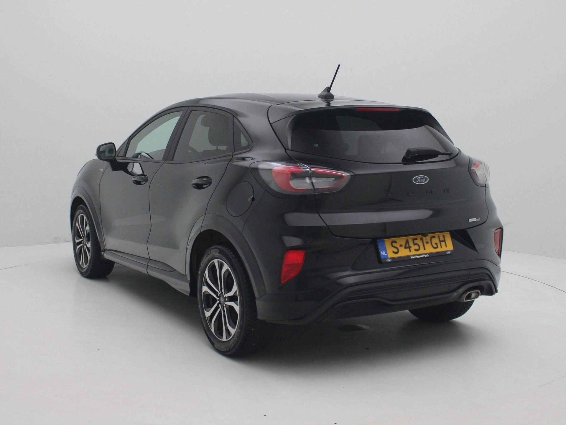 Ford Puma 1.0 EcoBoost Hybrid Titanium