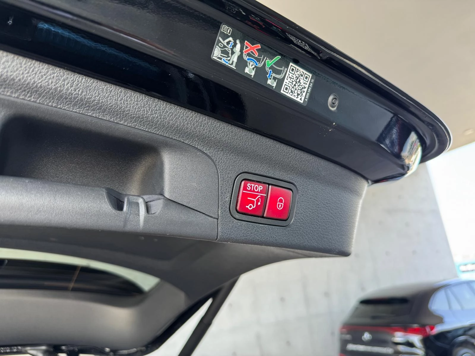 Mercedes-Benz-GLE-image-31