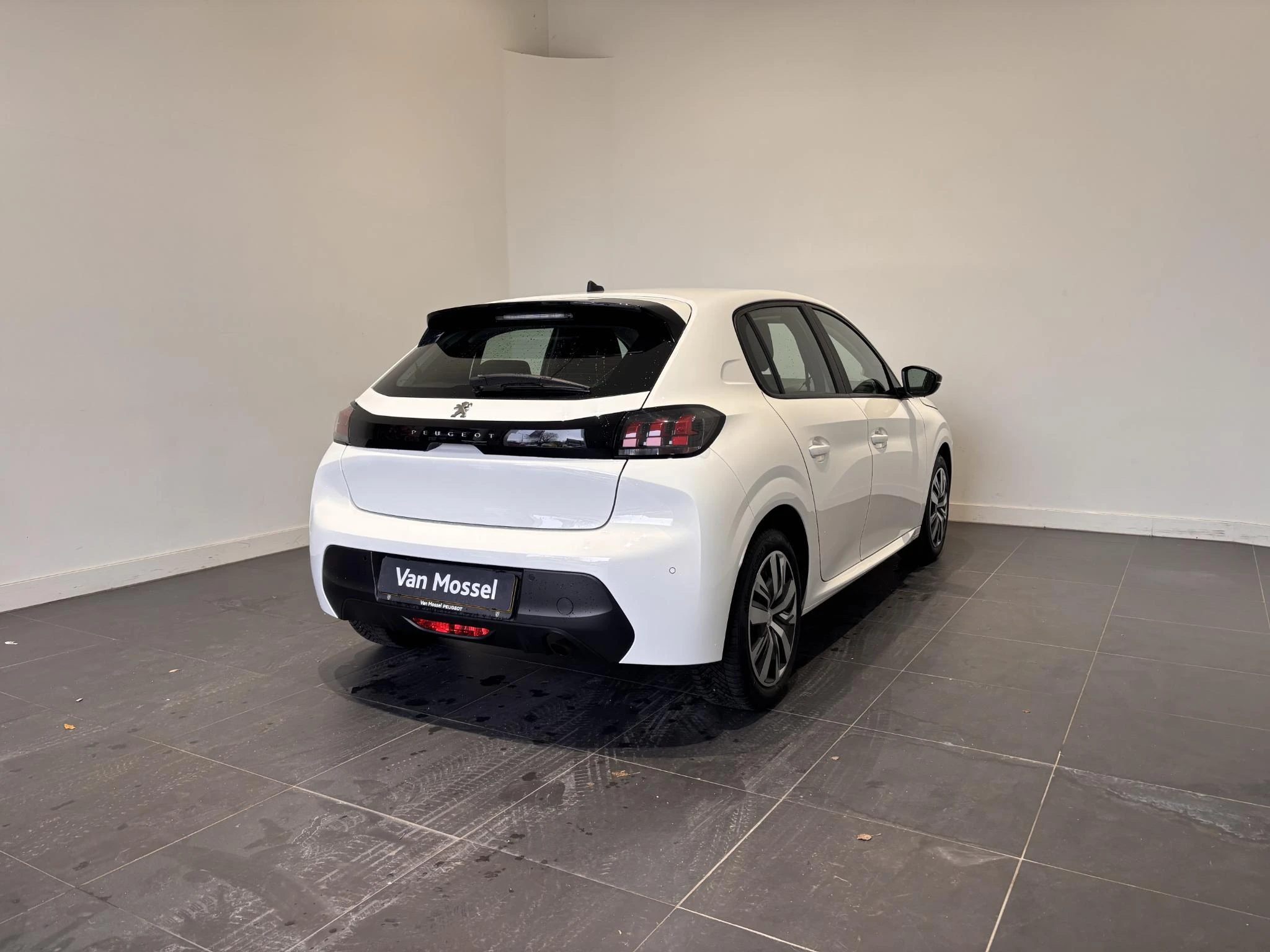 Peugeot-208-image-3
