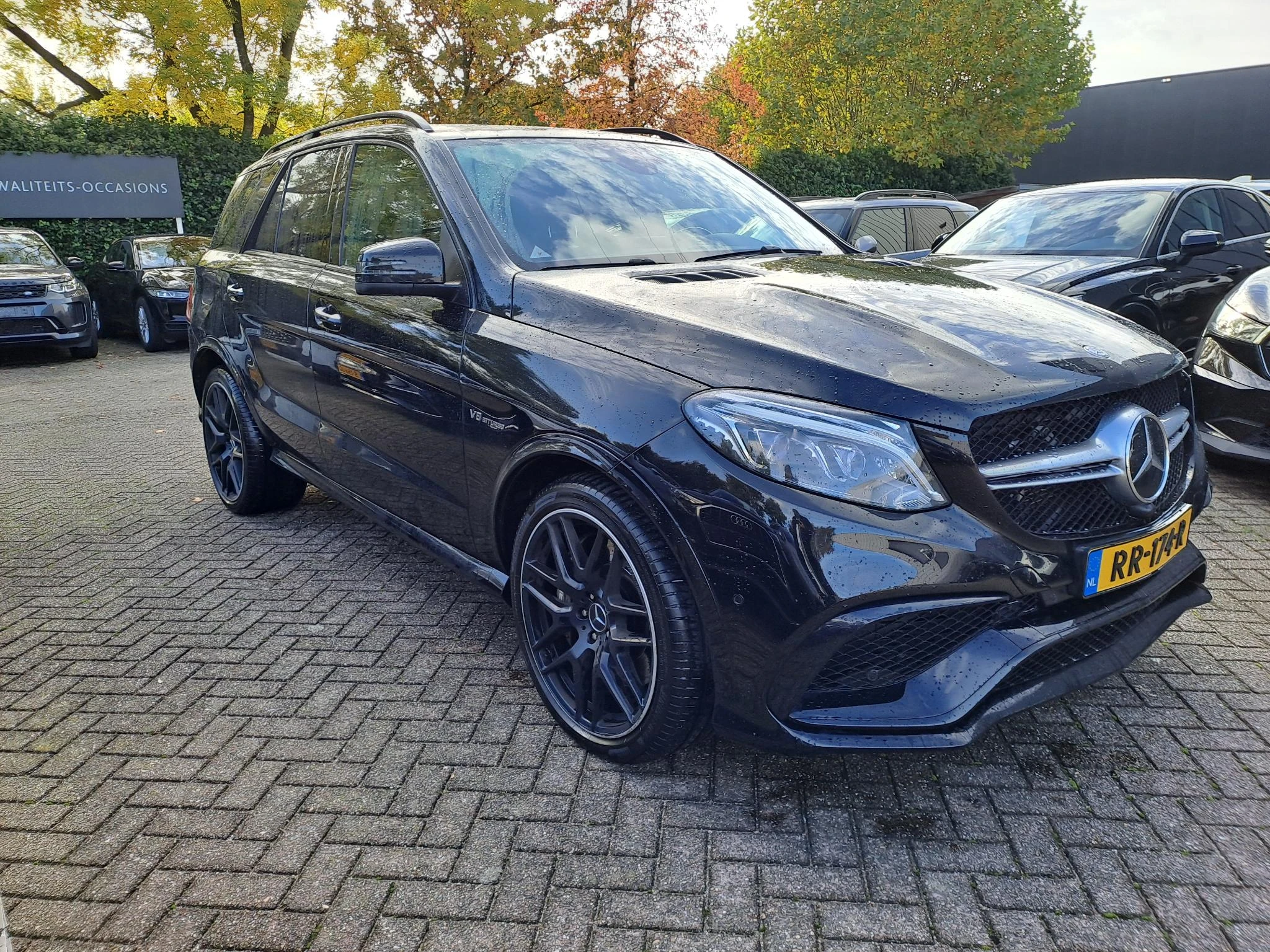 Mercedes-Benz-GLE-image-4