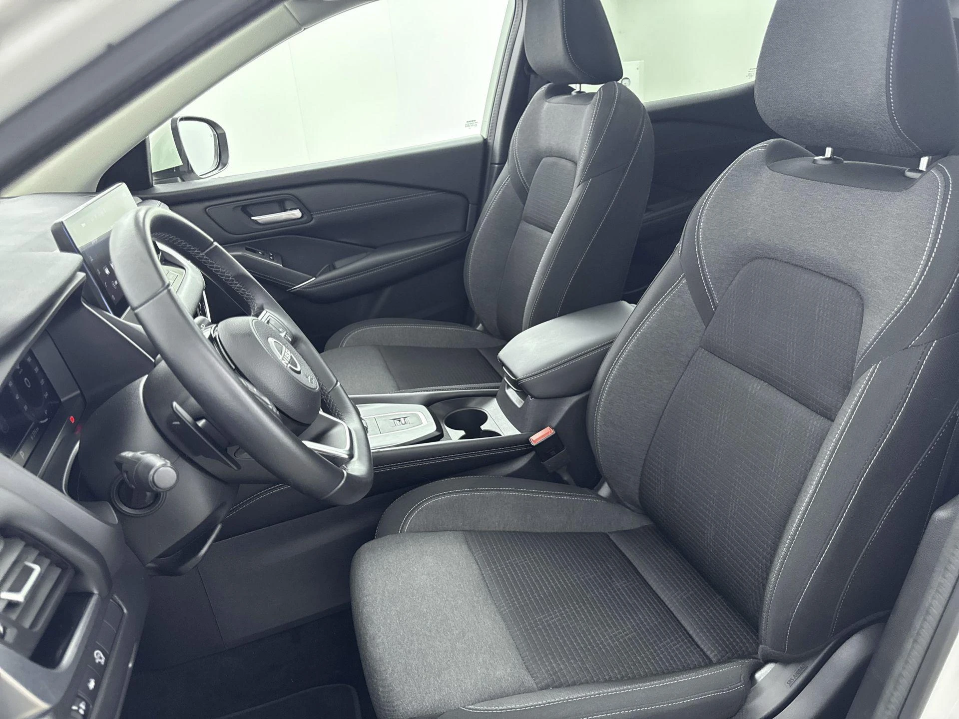 Nissan-QASHQAI-image-23