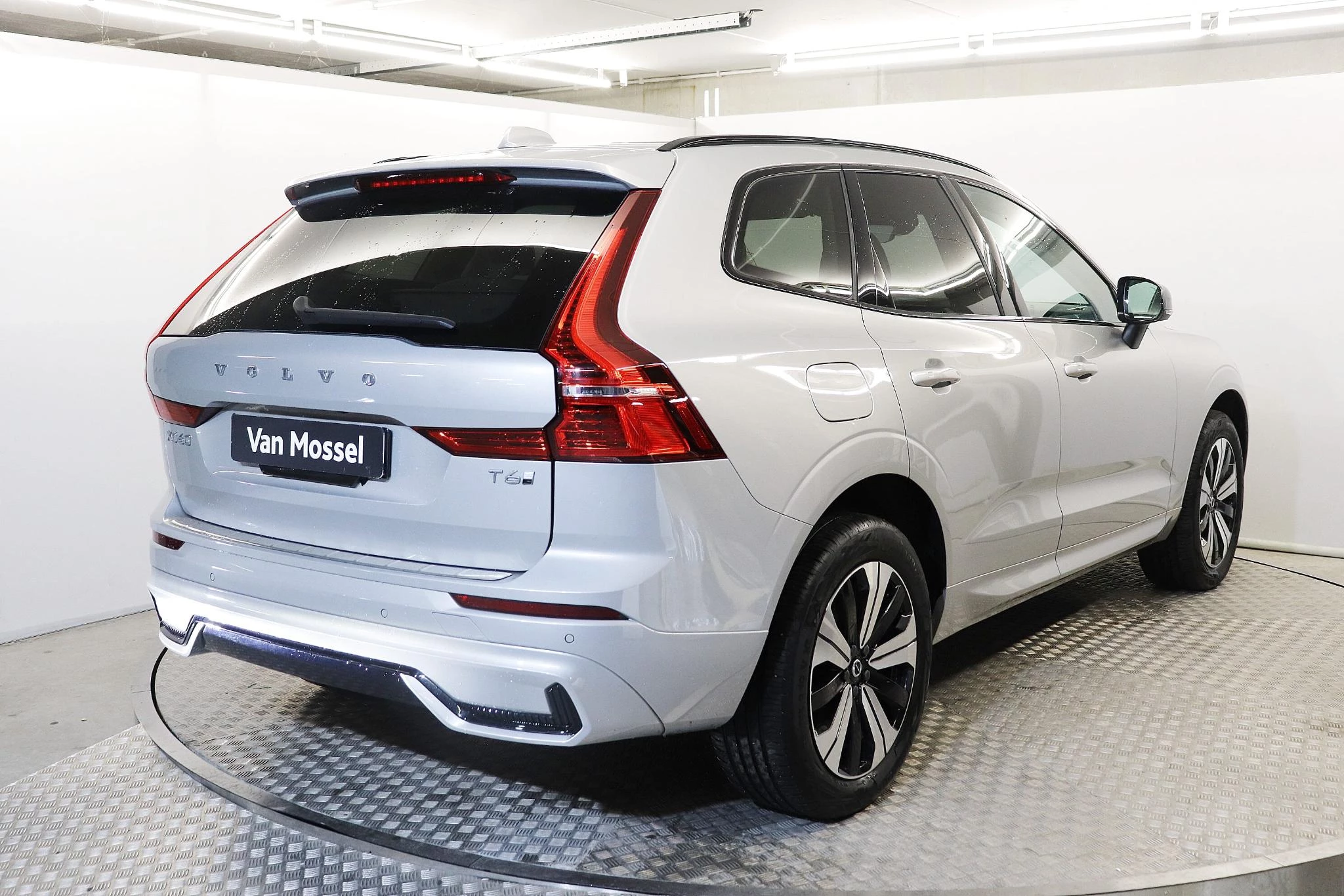 Volvo-XC60-image-4