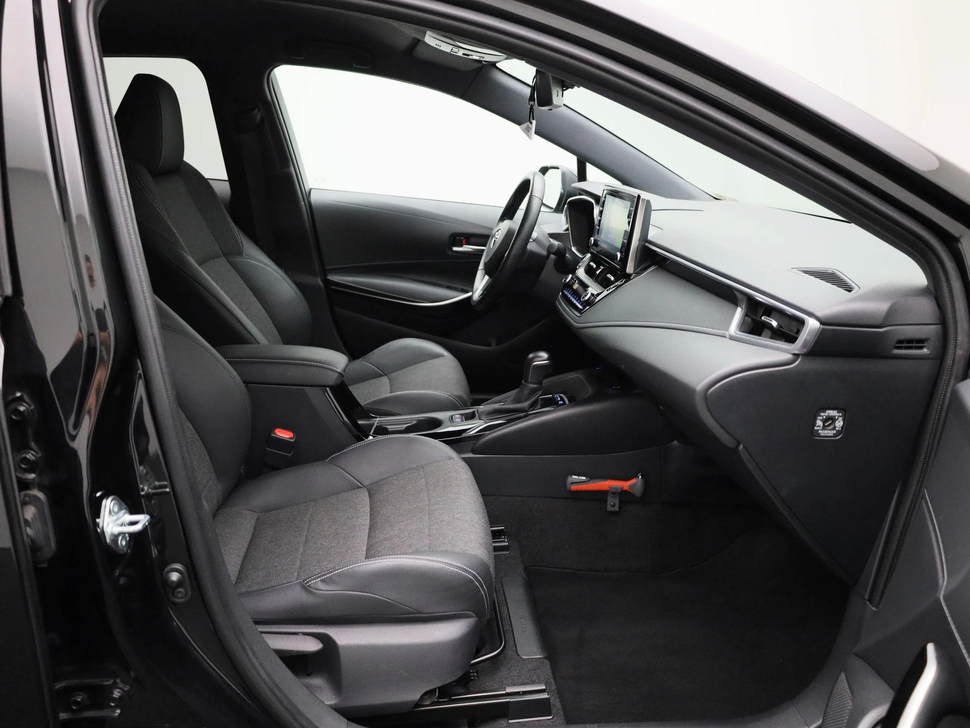 Toyota Corolla 1.8 Hybrid Business Plus