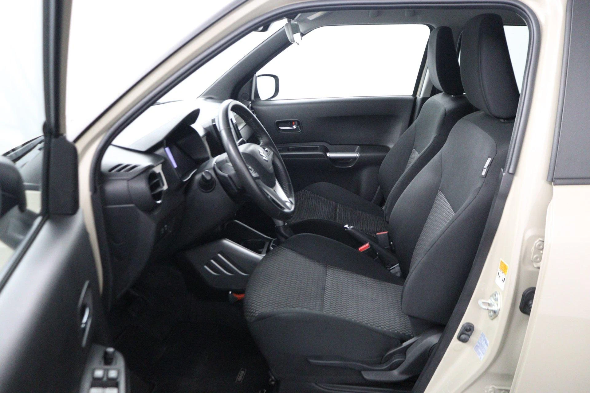 Suzuki-Ignis-image-13
