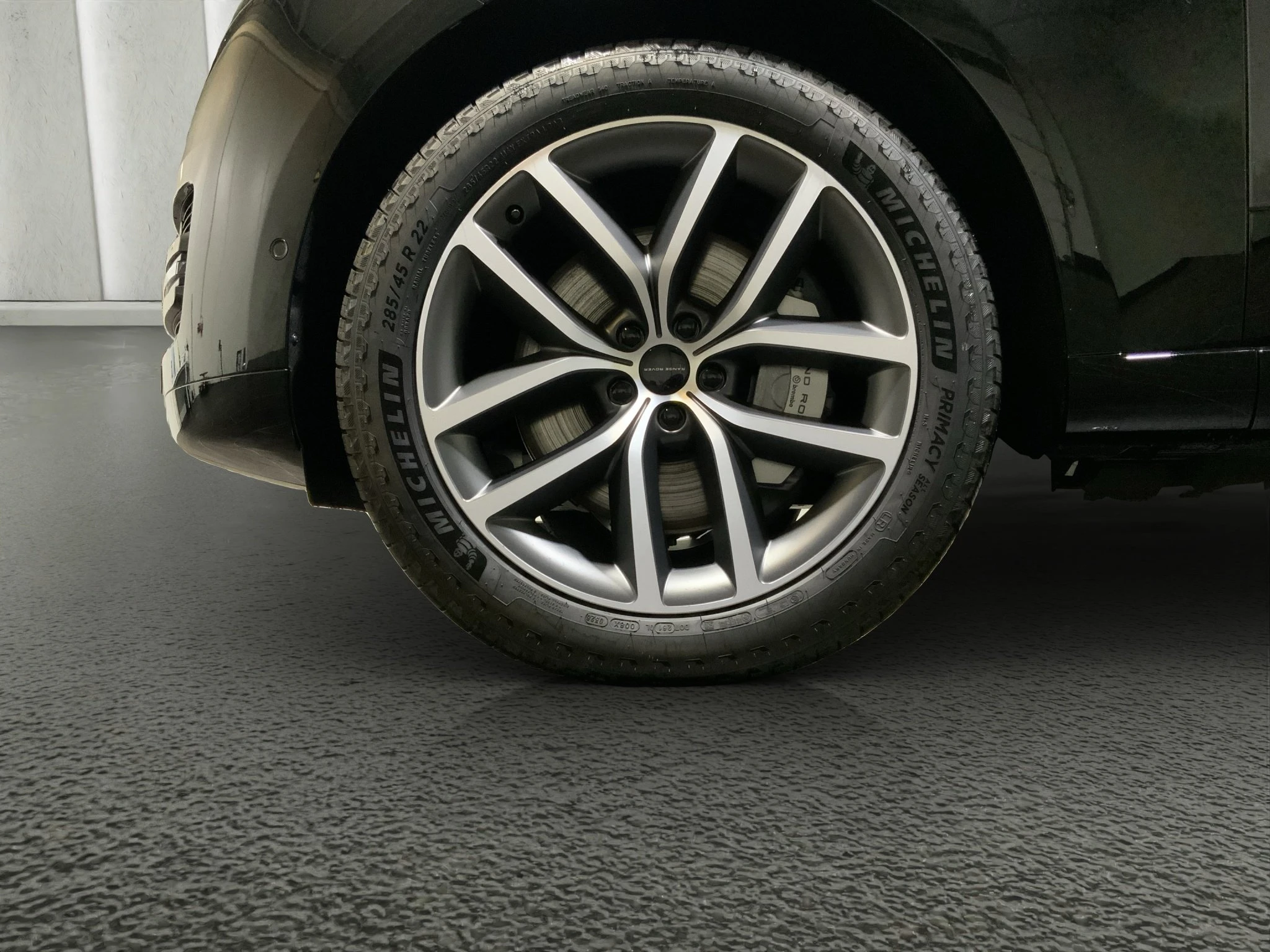 Land Rover-Range Rover-image-5