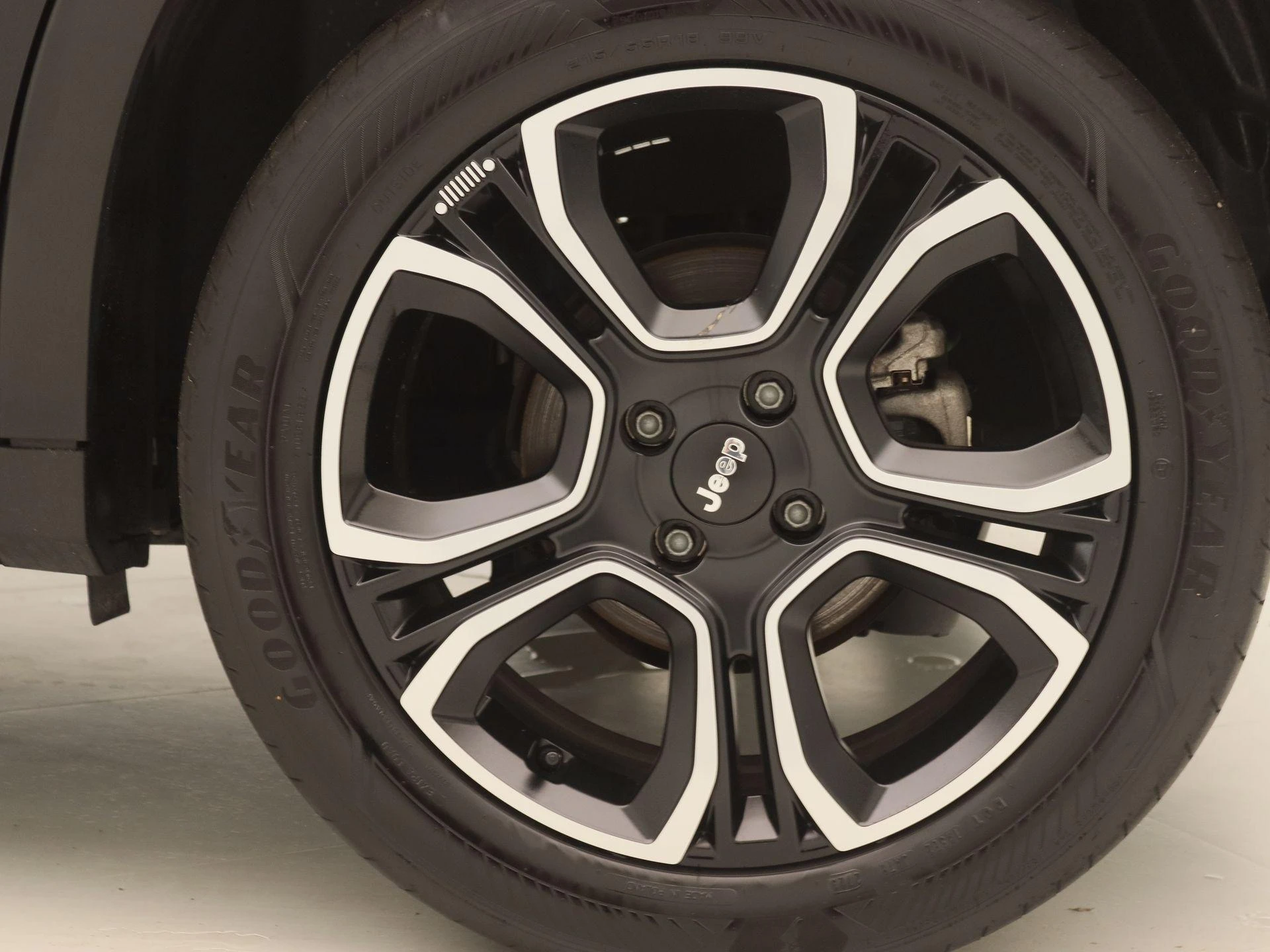 Jeep-Avenger-image-16