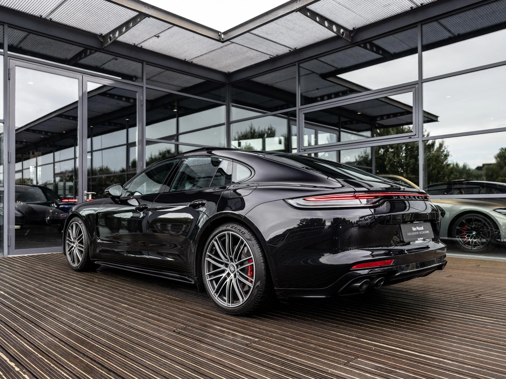 Porsche-Panamera-image-49