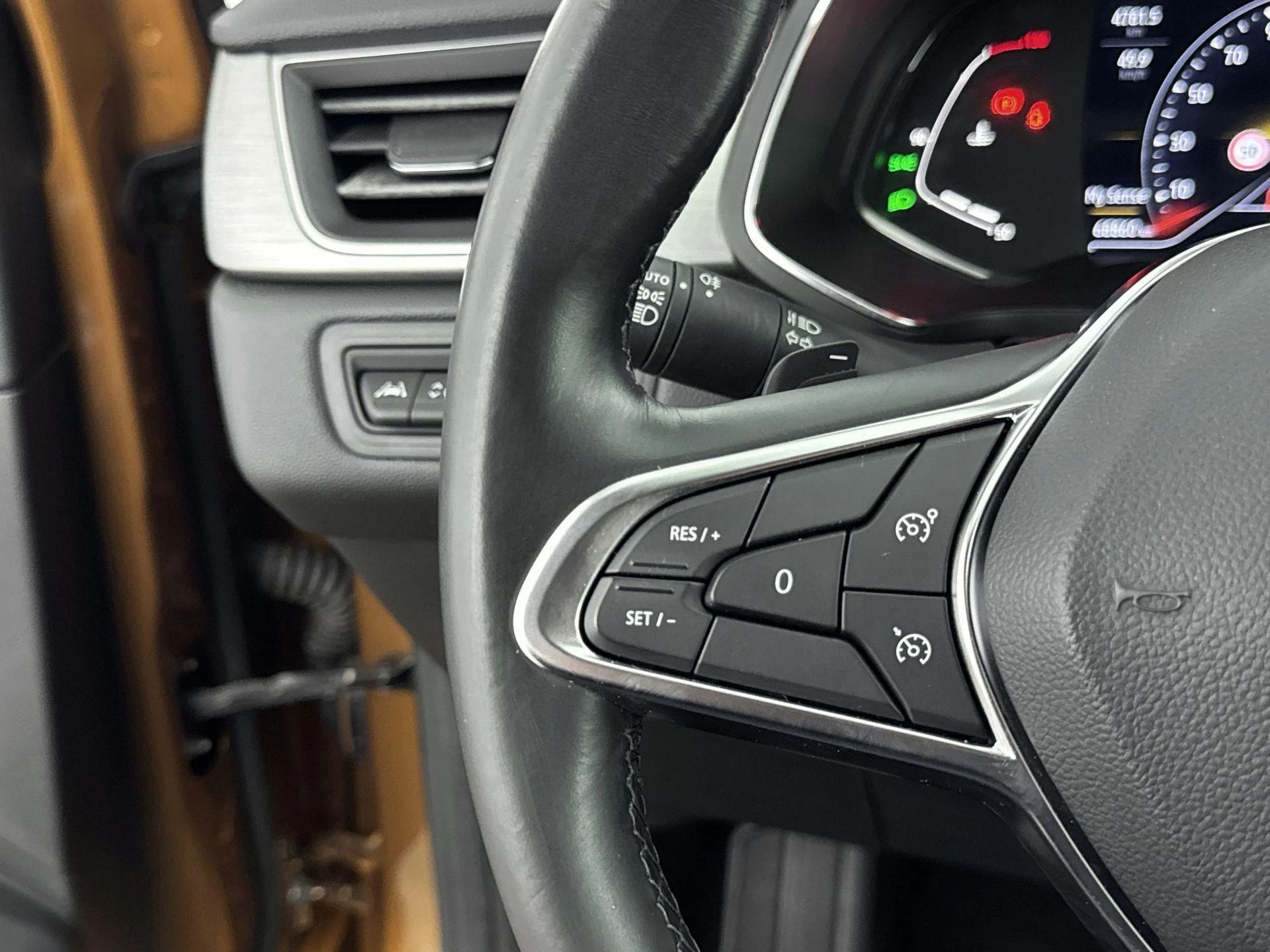 Renault-Captur-image-5
