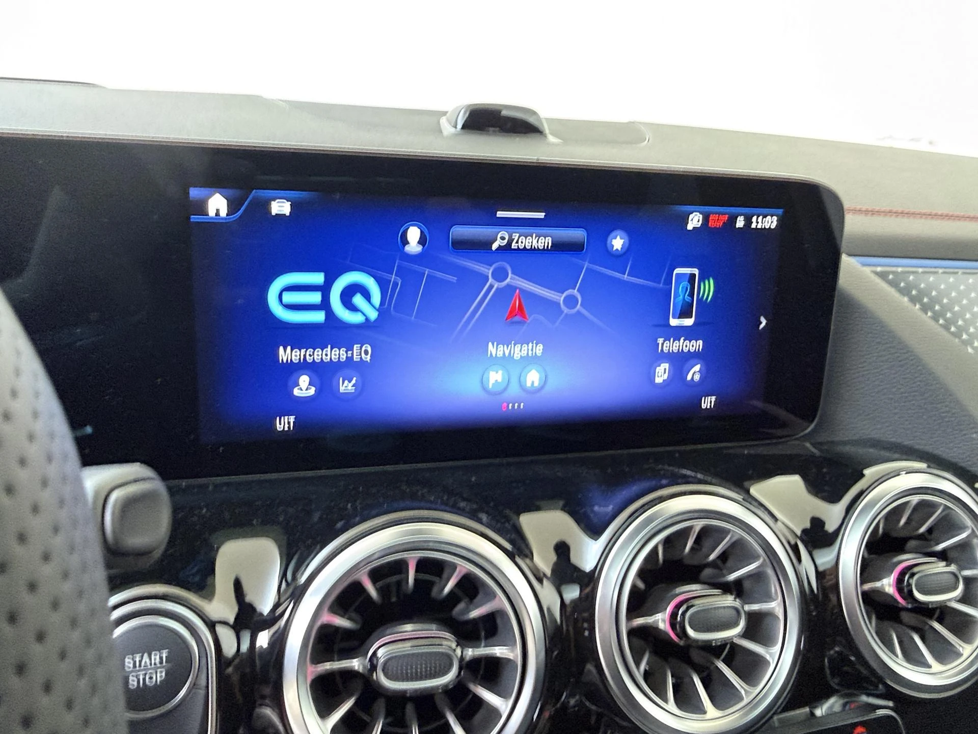 Mercedes-Benz-EQA-image-17