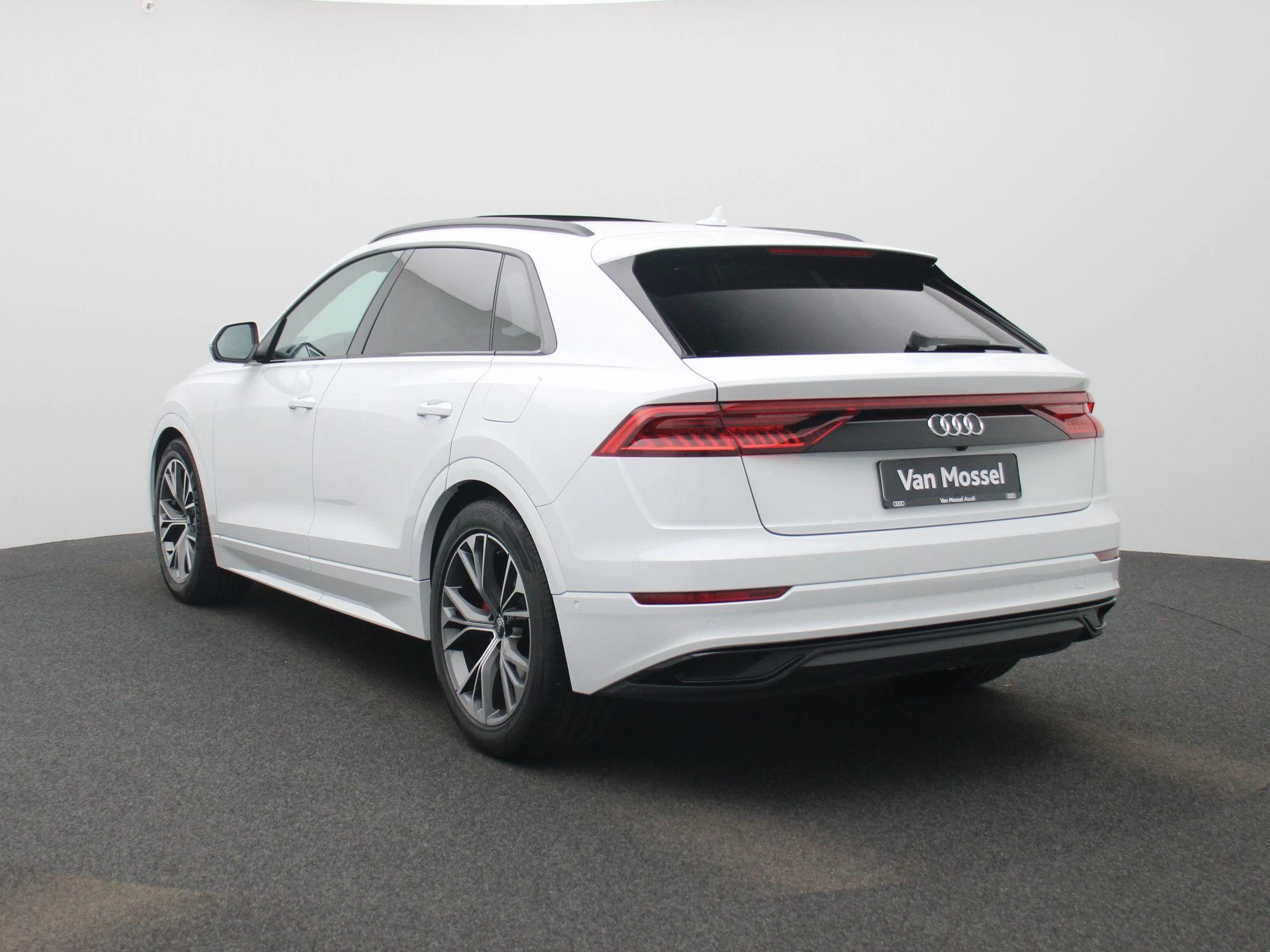 Audi-Q8-image-2