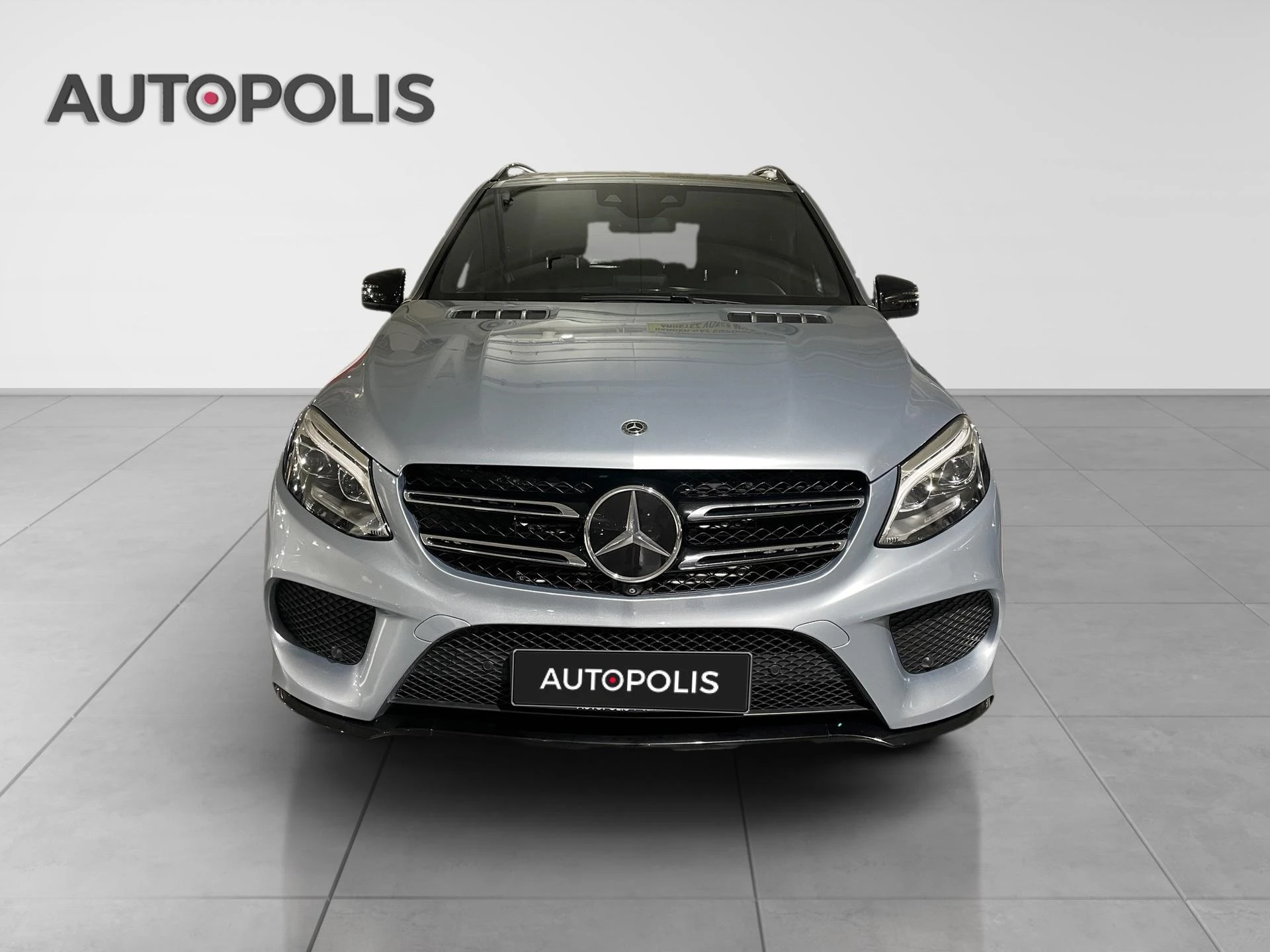Mercedes-Benz-GLE-image-15