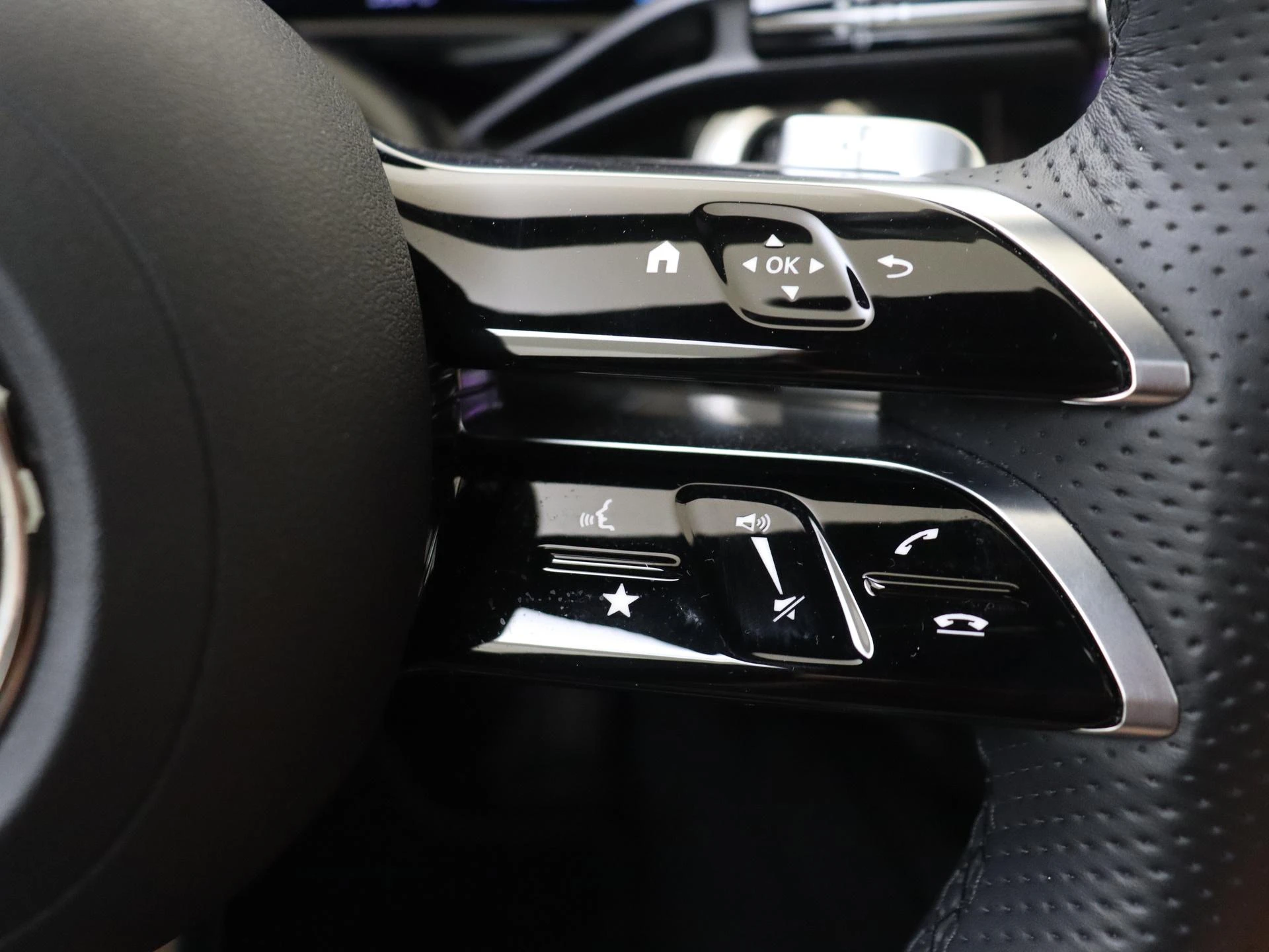 Mercedes-Benz-E-Klasse-image-12