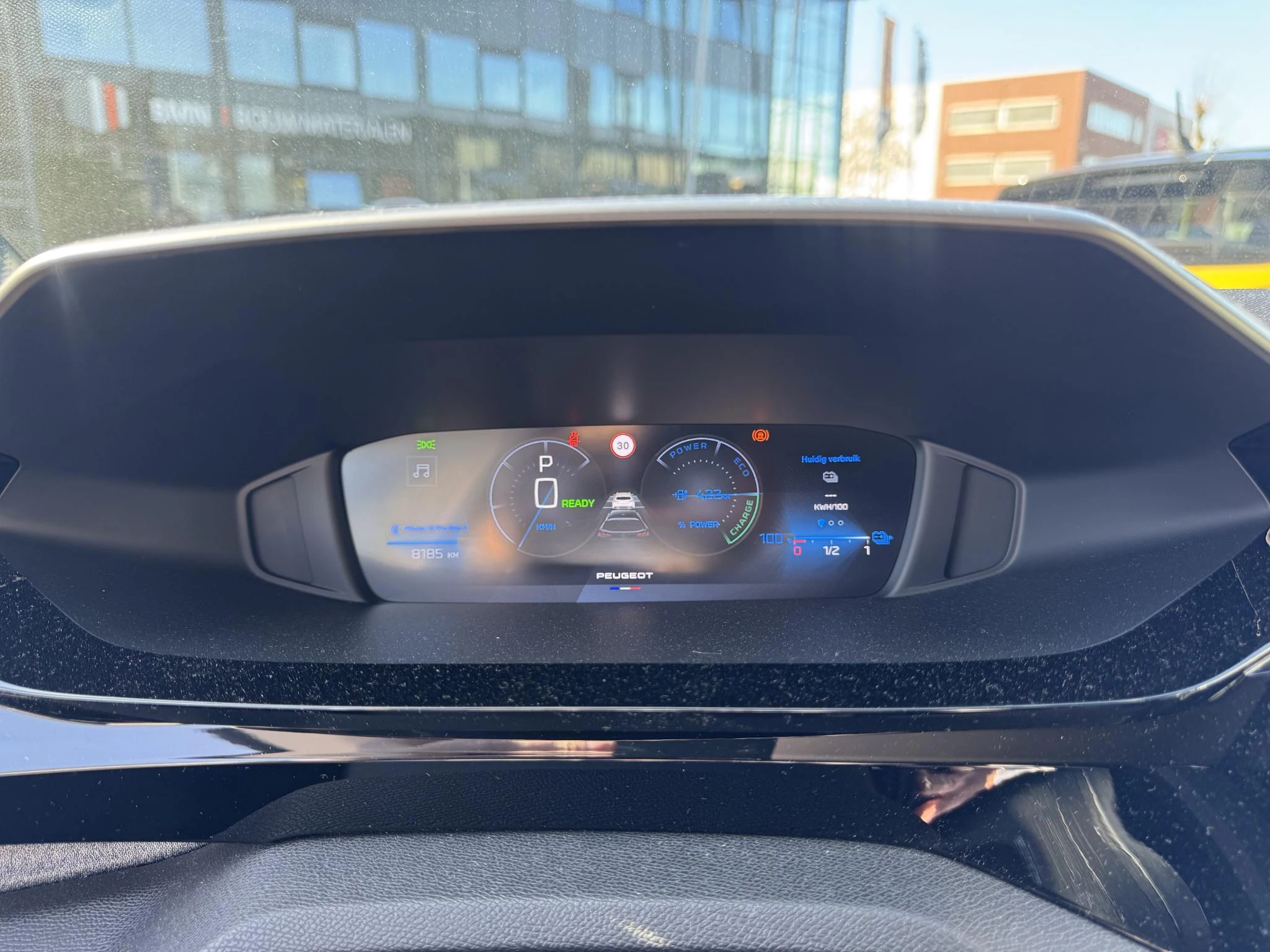 Peugeot-e-308-image-19