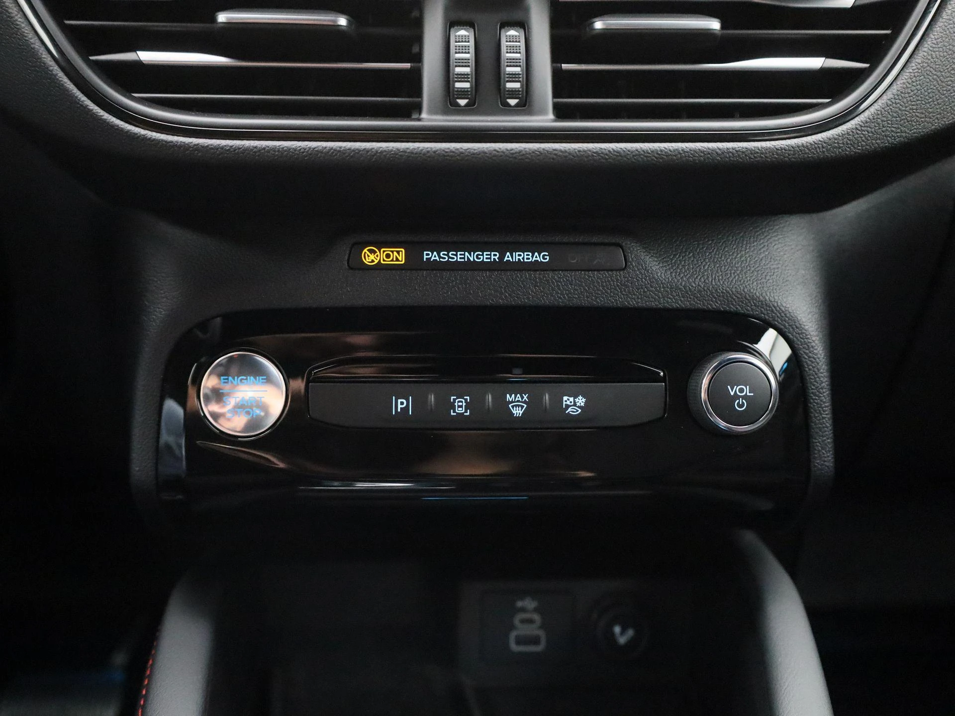 Ford-Kuga-image-19