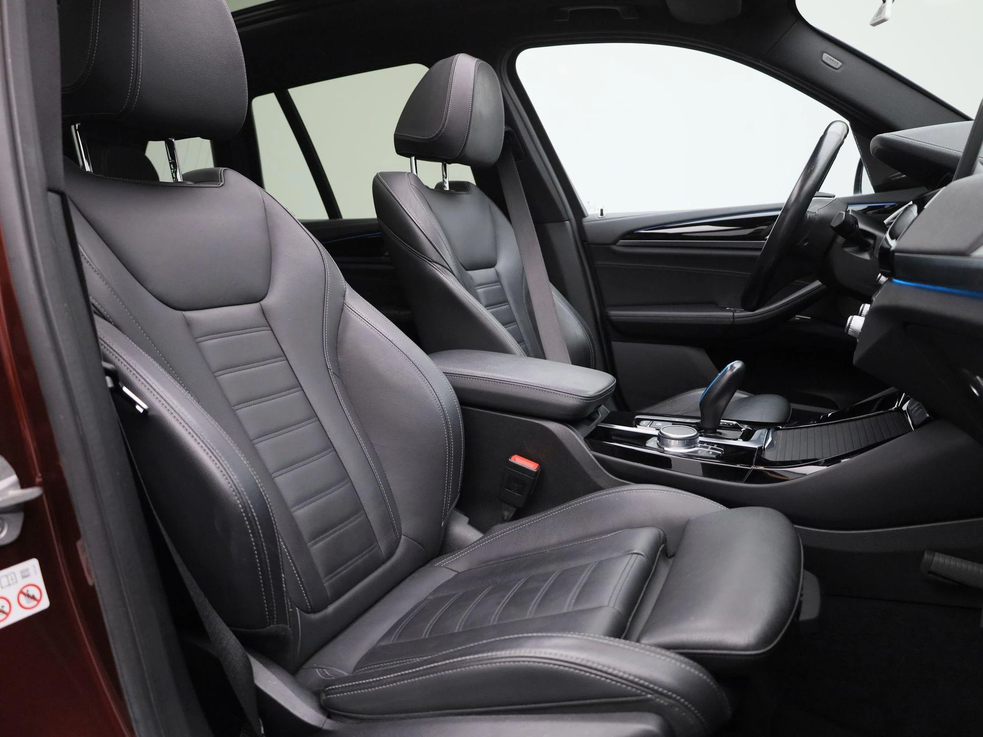 BMW-iX3-image-39