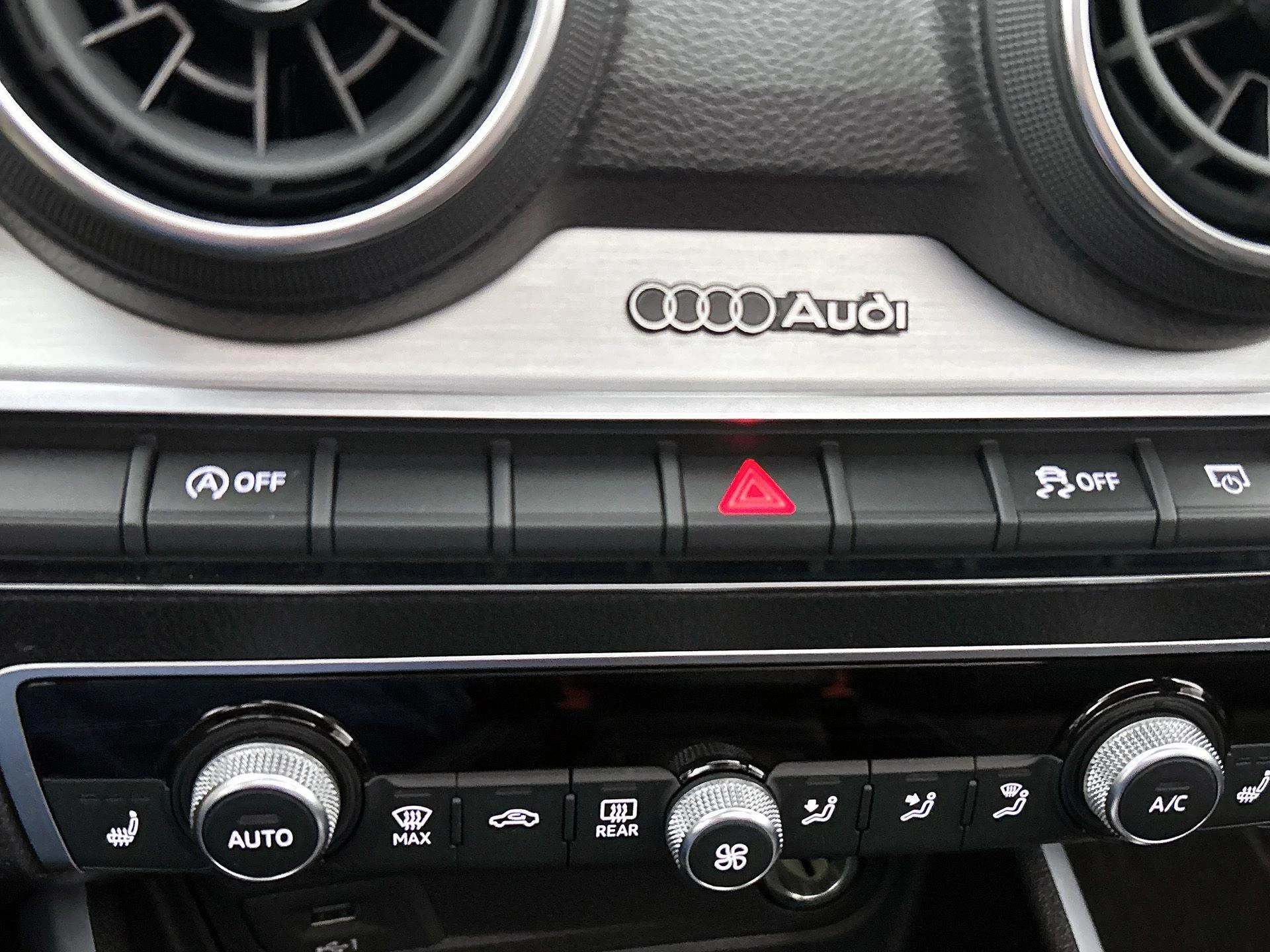 Audi Q2 35 TFSI S Edition