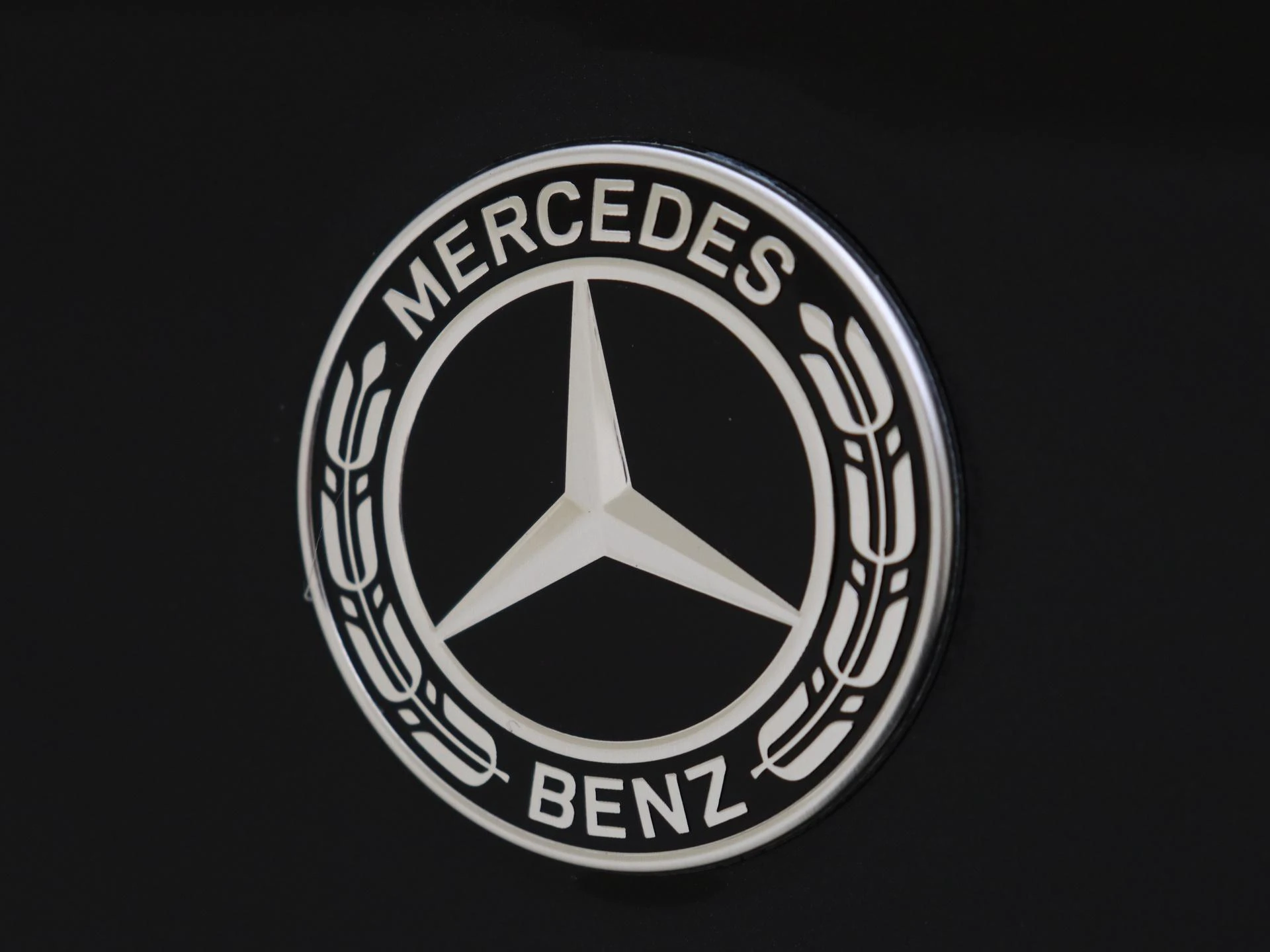 Mercedes-Benz-C-Klasse-image-29