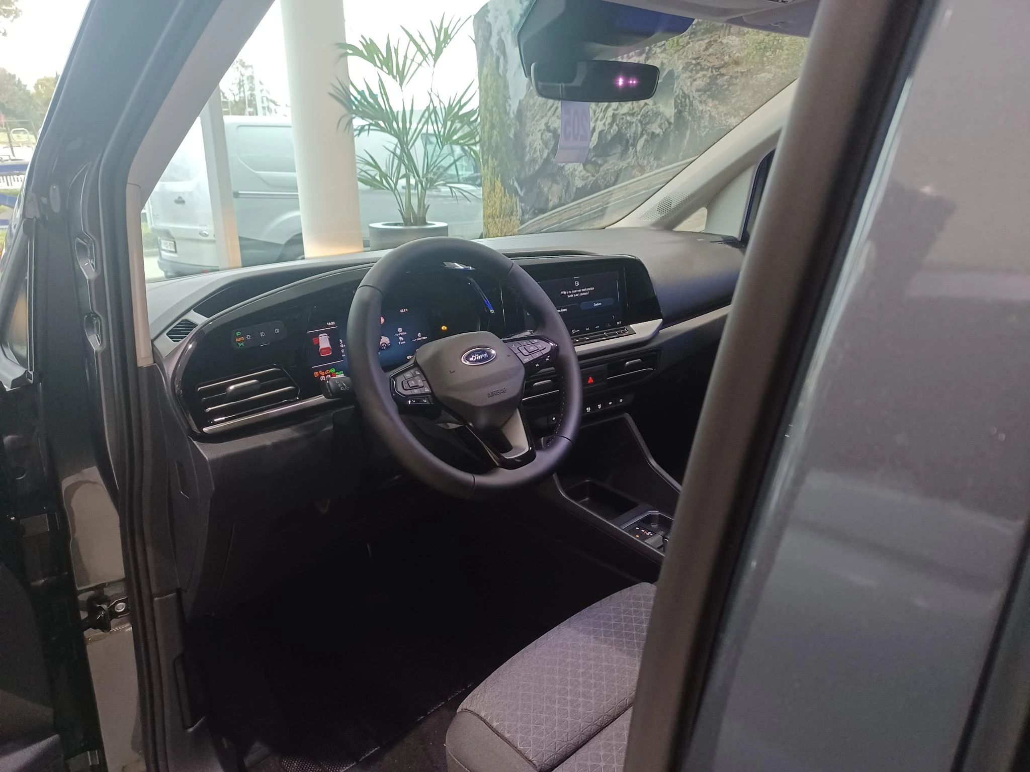 Ford-Tourneo Connect-image-6