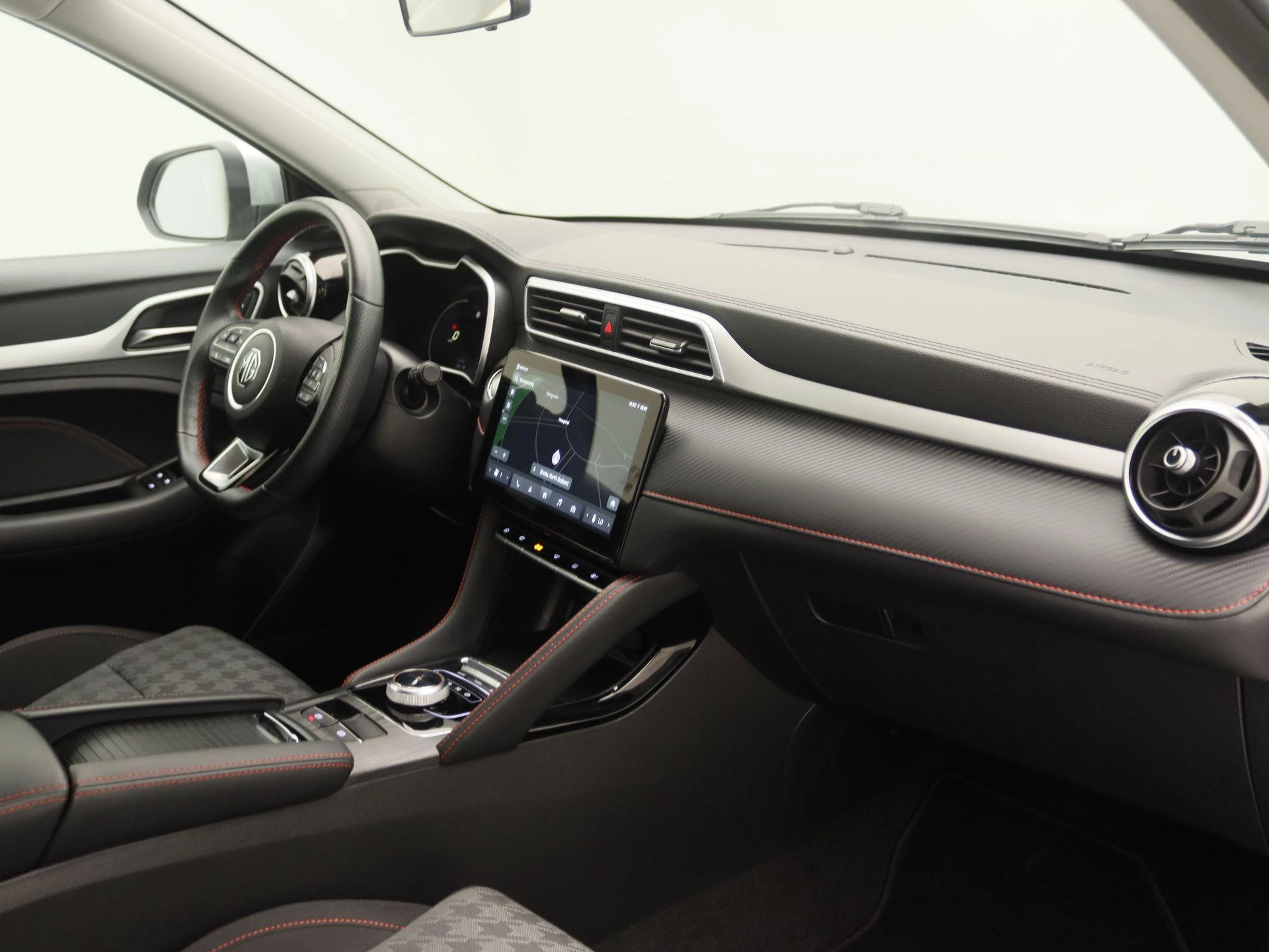 MG-ZS EV-image-23