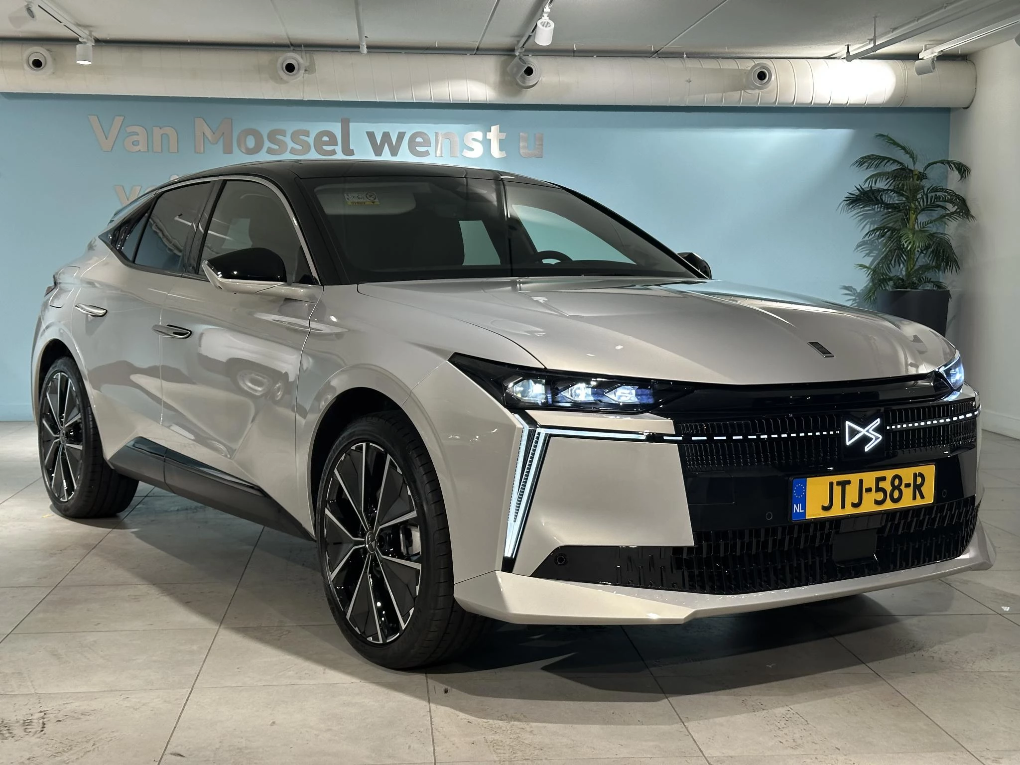 DS DS 4 No 1.6 PHEV Etoile Nappa