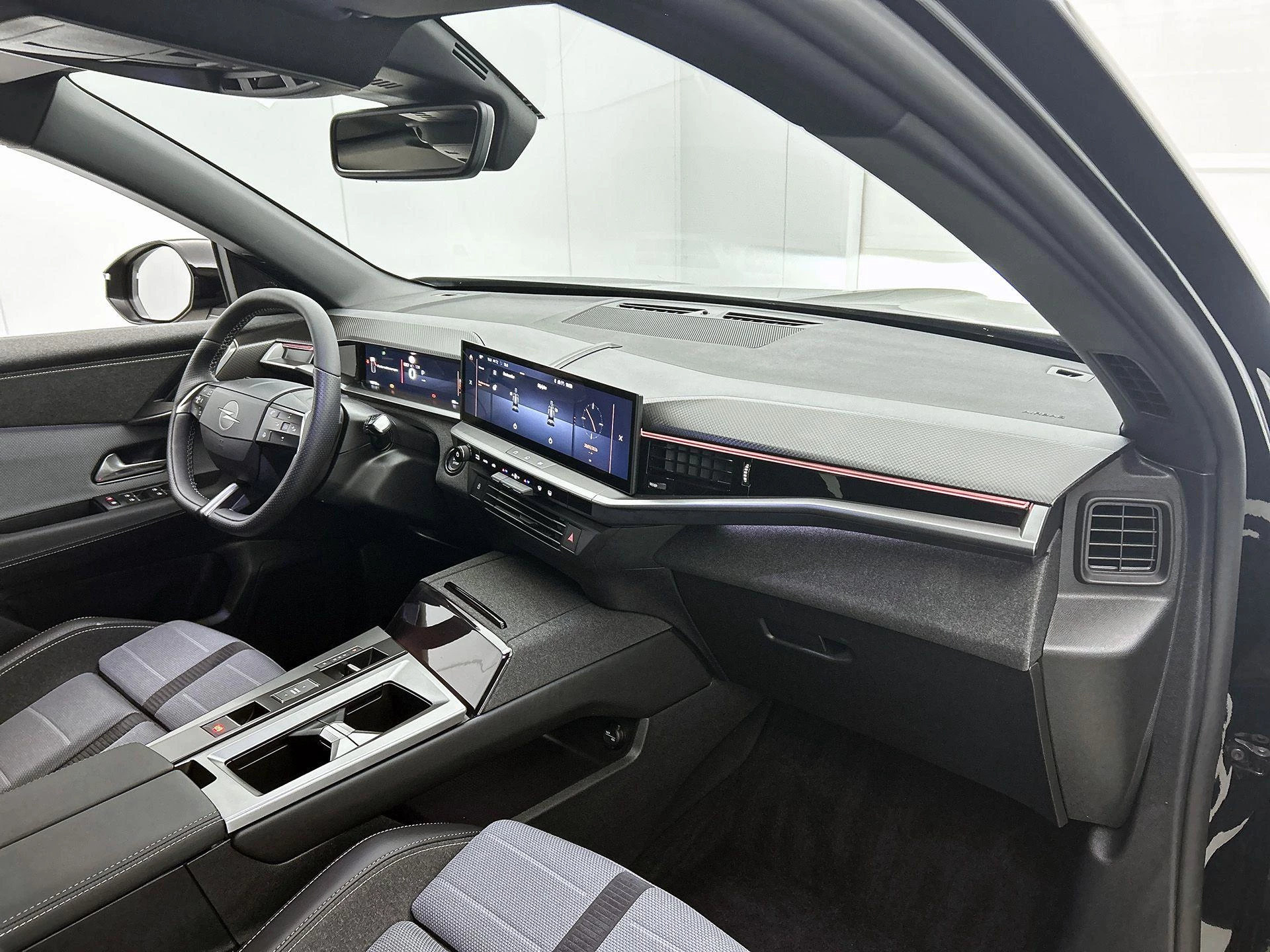 Opel Grandland 1.2 Turbo Hybrid GS