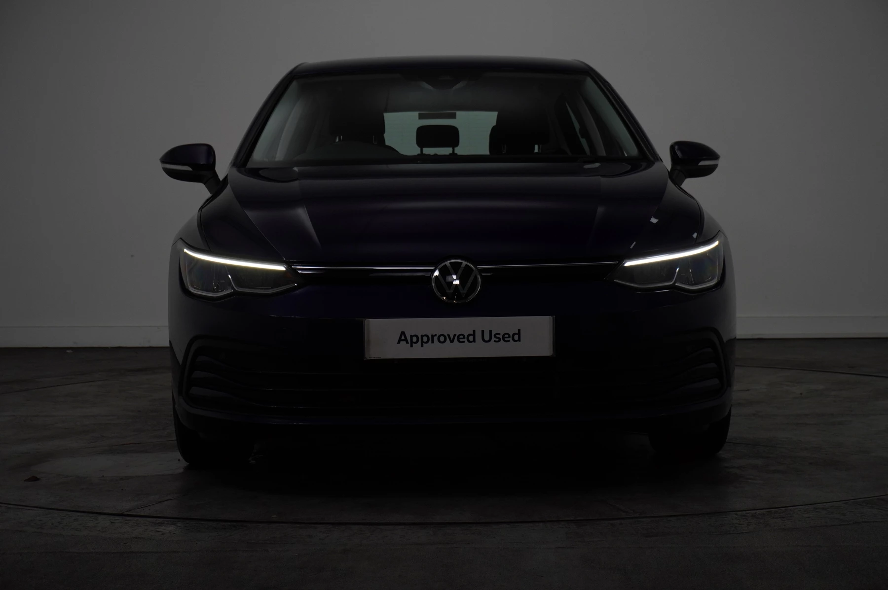 Volkswagen-Golf-image-7