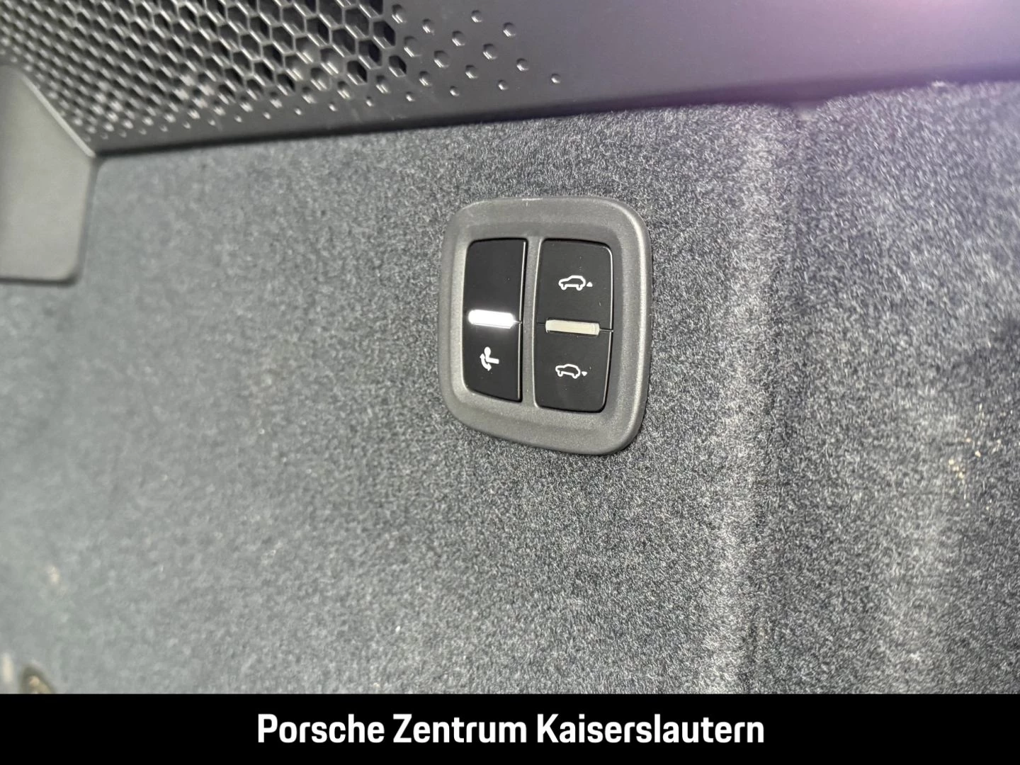 Porsche Macan Turbo 22-Zoll Rückfahrkamera LED-Matrix turbo