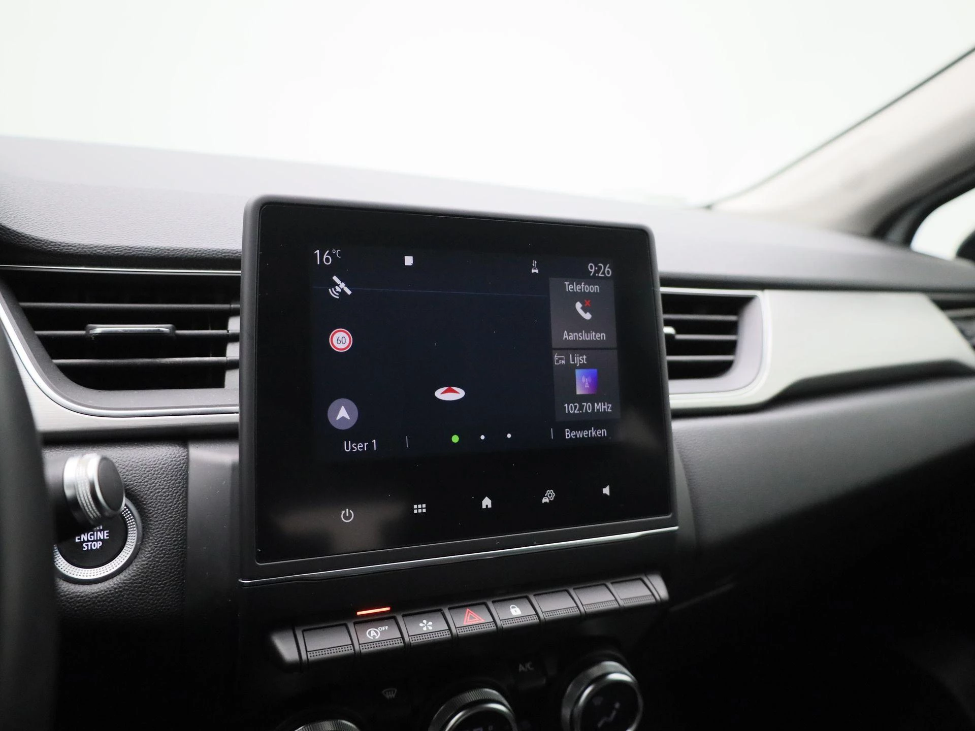 Renault-Captur-image-13