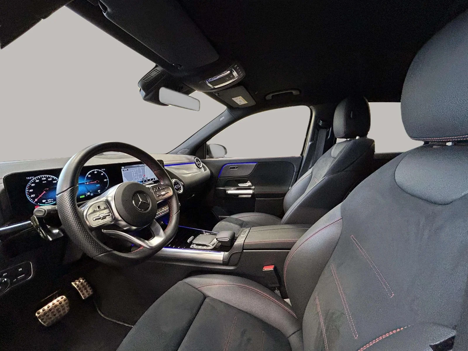 Mercedes-Benz-EQA-image-9