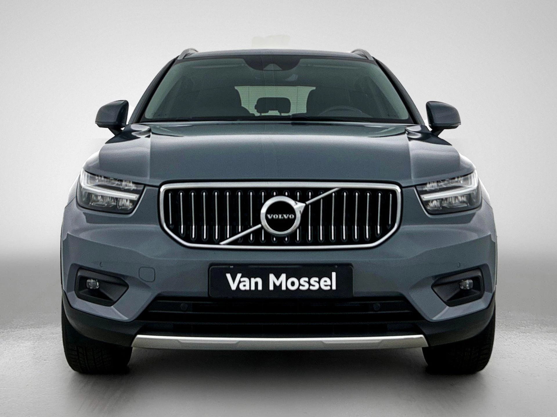 Volvo-XC40-image-4
