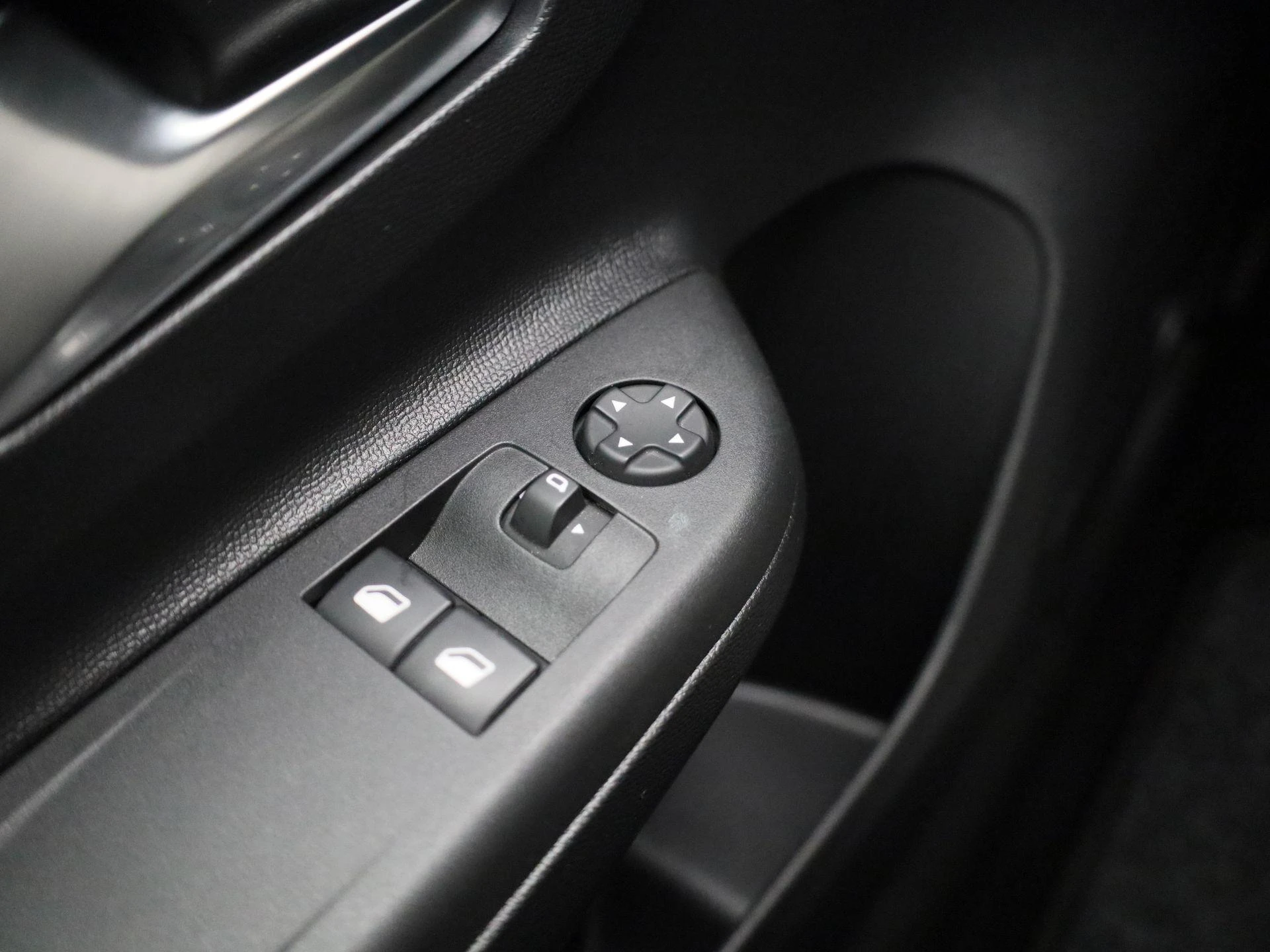 Opel-Corsa-image-20