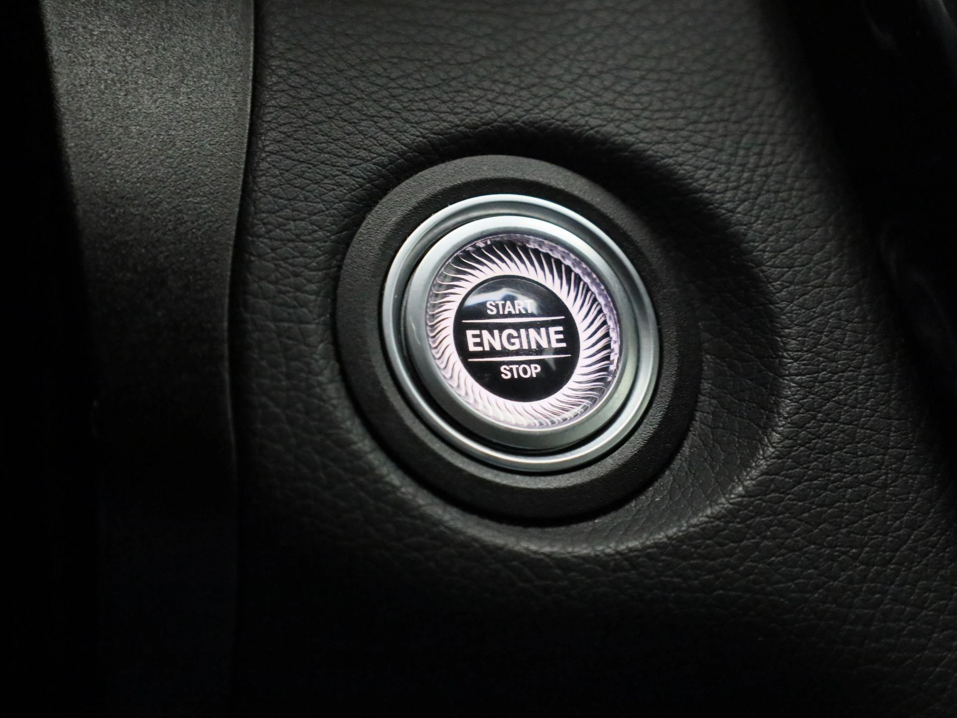 Mercedes-Benz-GLC-image-20