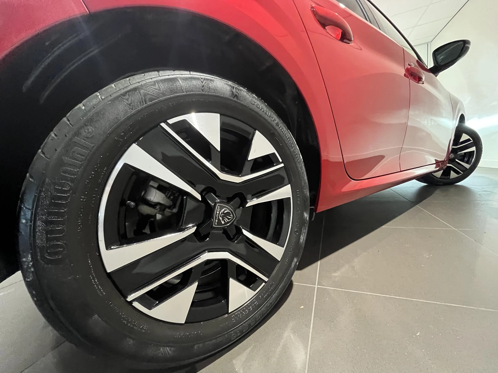 Peugeot-208-image-24