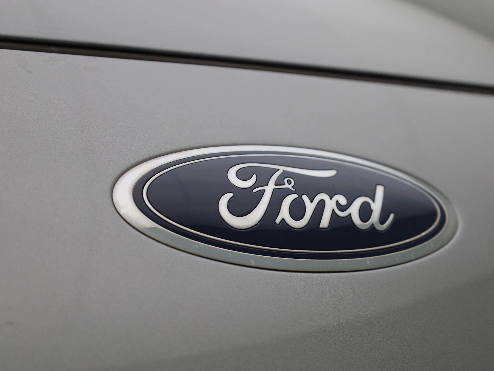 Ford Kuga 2.5i PHEV Aut. 165kW Titanium