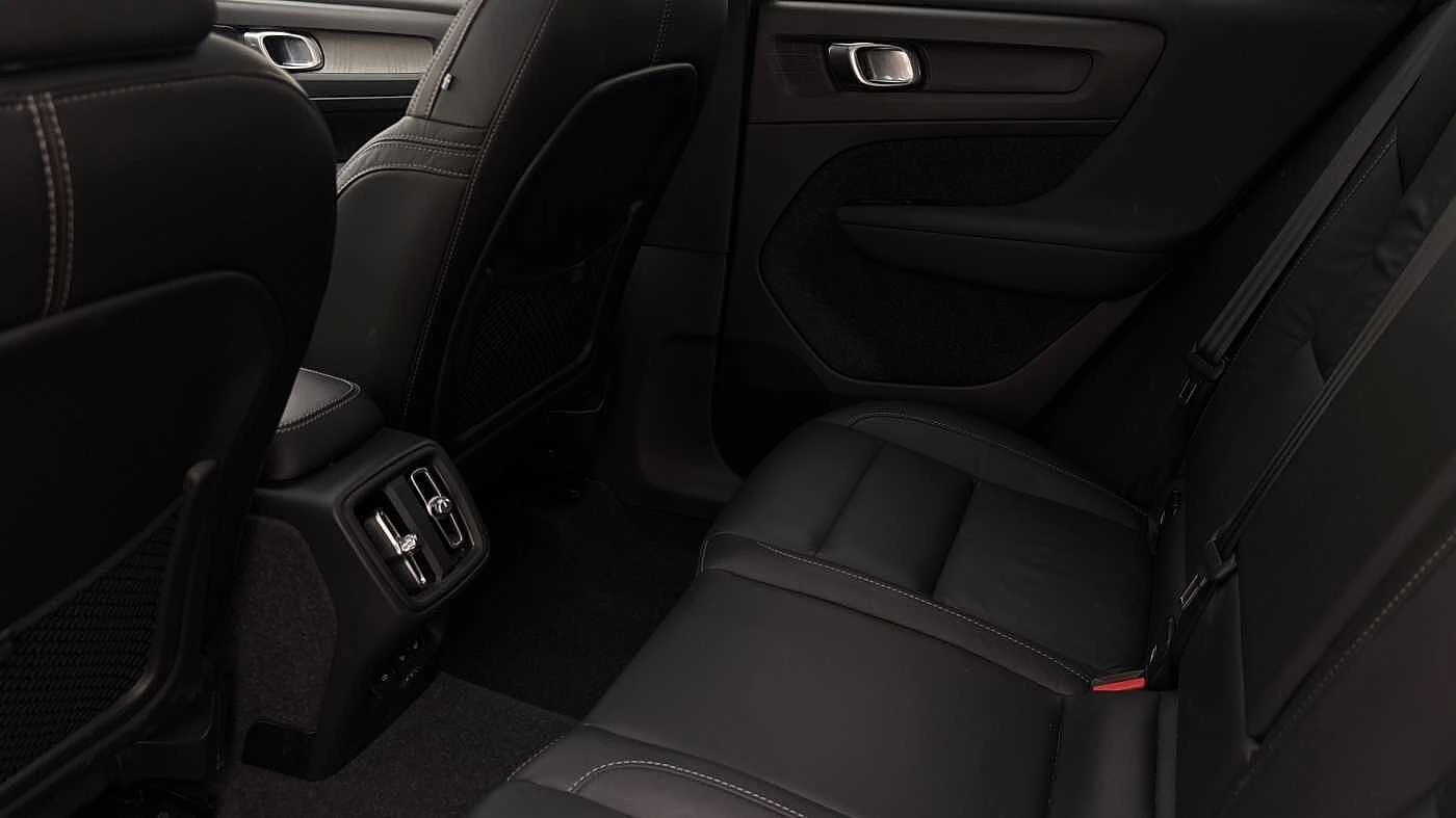 Volvo-XC40-image-7