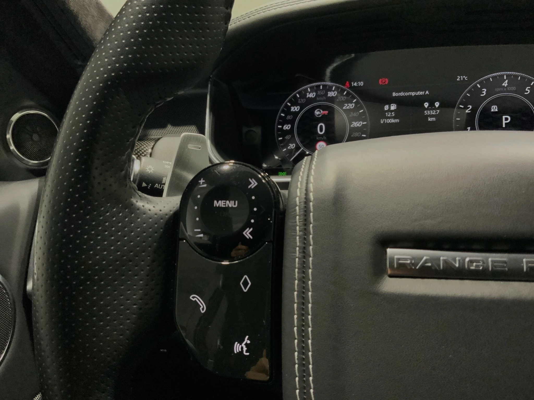 Land Rover-Range Rover Sport-image-24