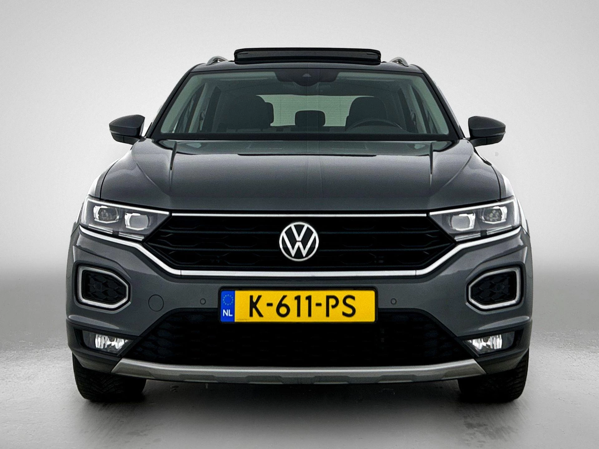 Volkswagen-T-Roc-image-4