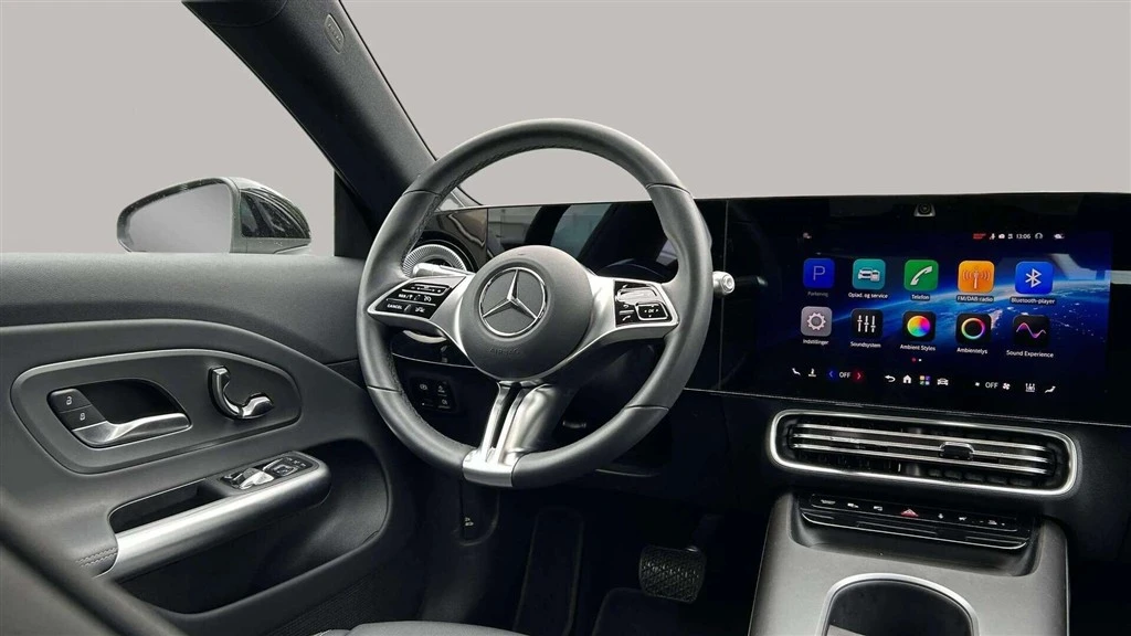 Mercedes-Benz-CLA-image-13