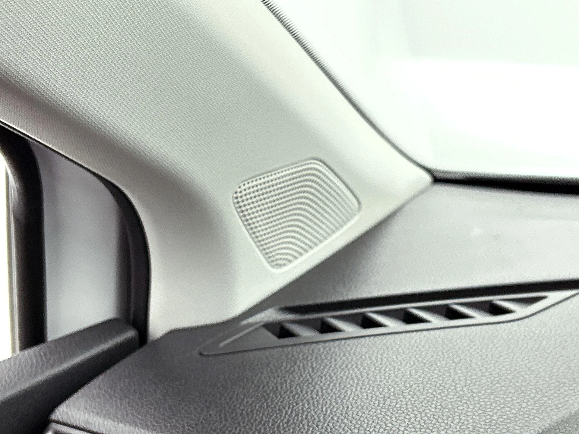 SEAT-Ibiza-image-10