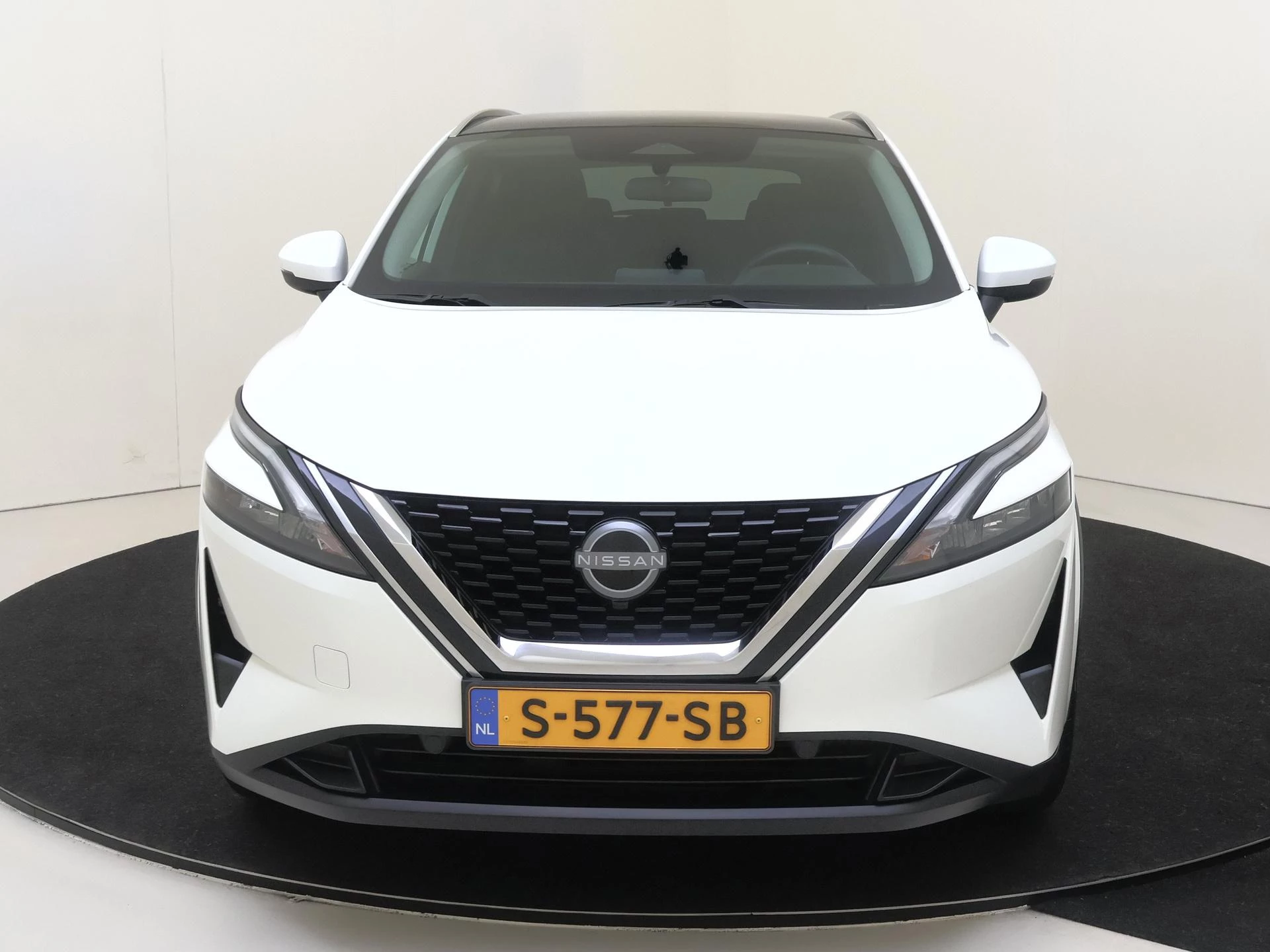 Nissan-QASHQAI-image-5