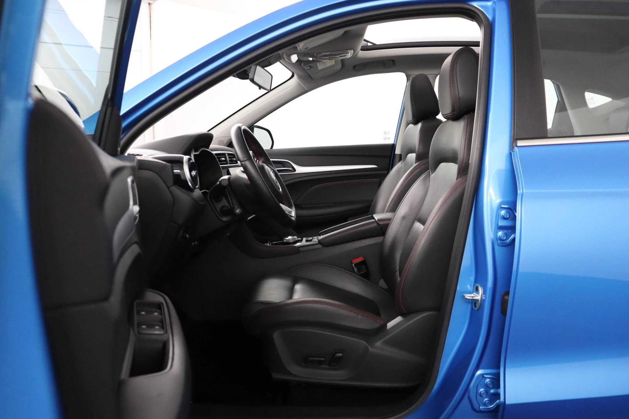MG ZS EV Long Range Luxury 70 kWh