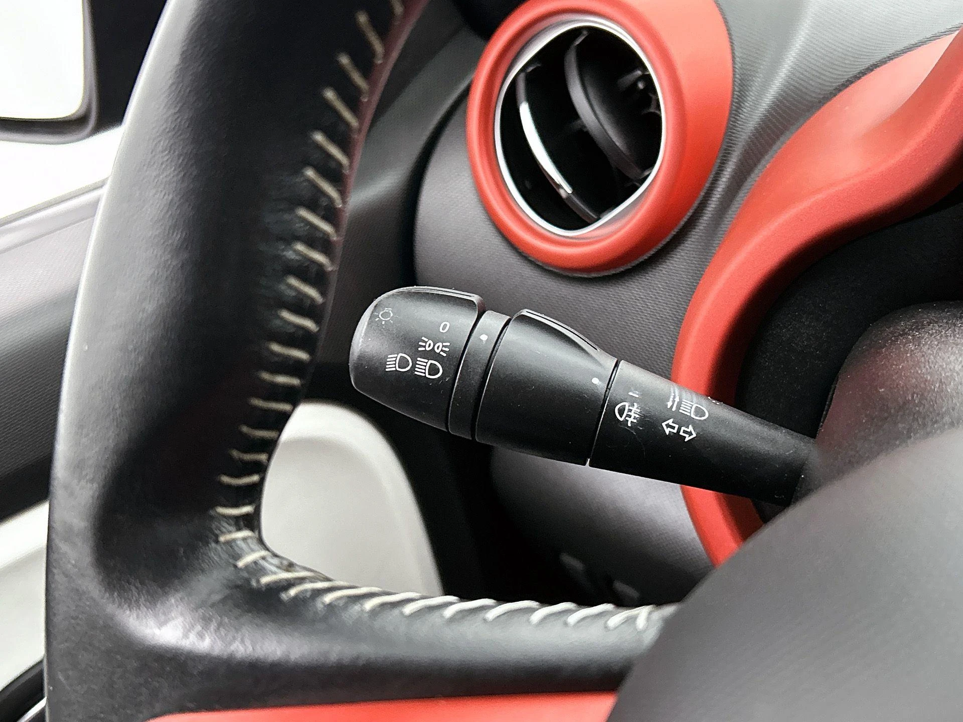 Renault-Twingo-image-8