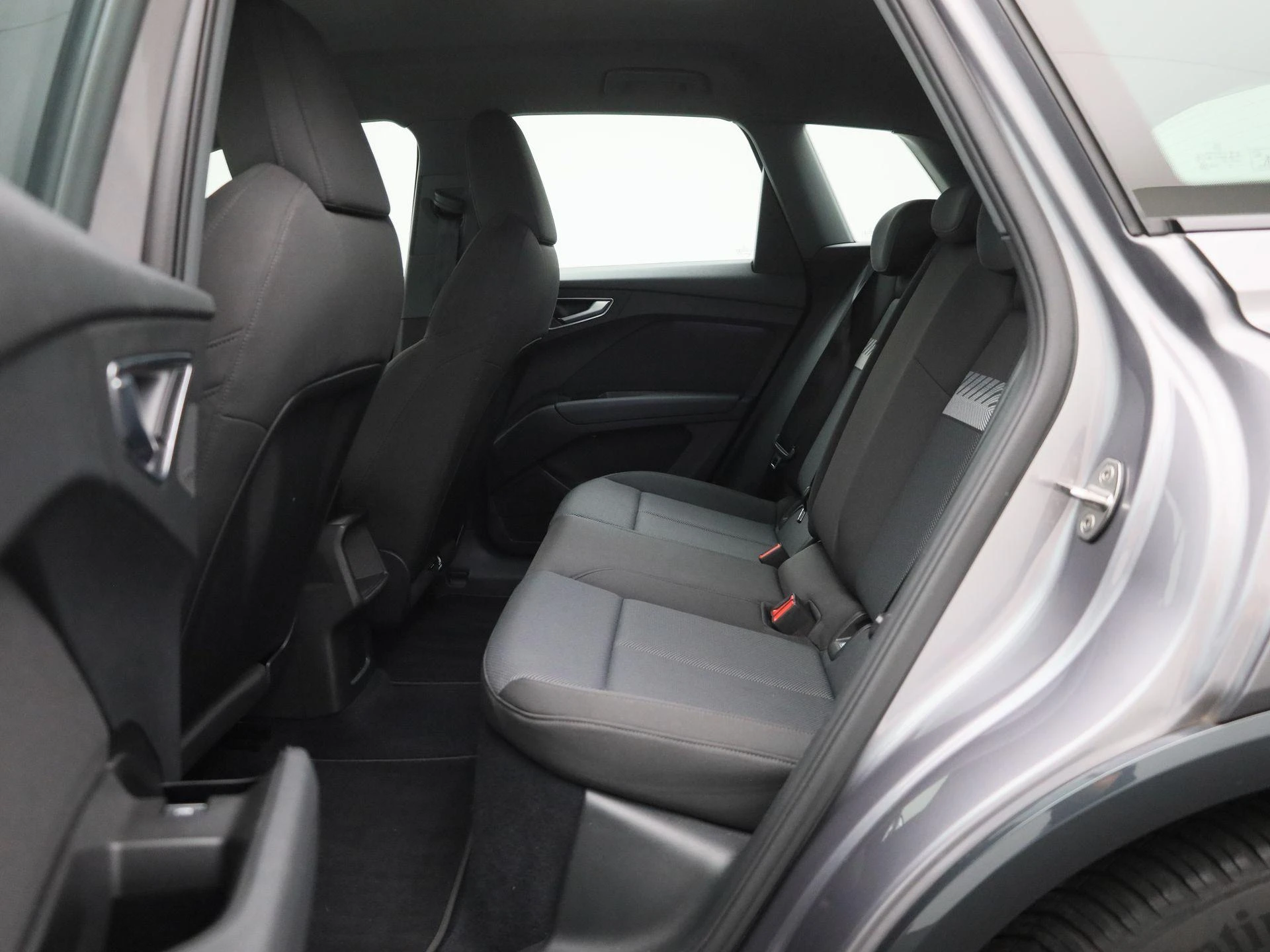 Audi-Q4 e-tron-image-15