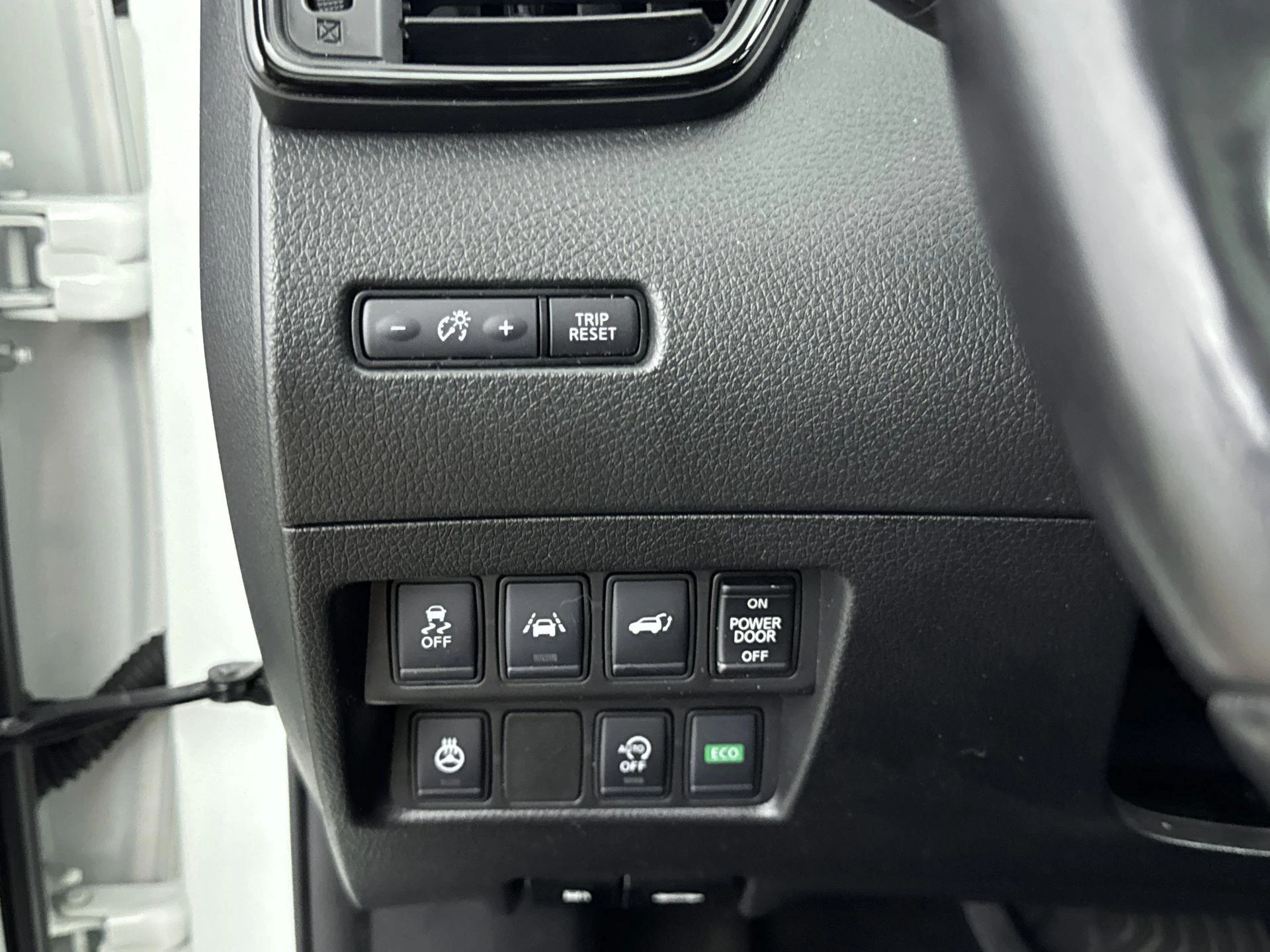 Nissan-X-Trail-image-19