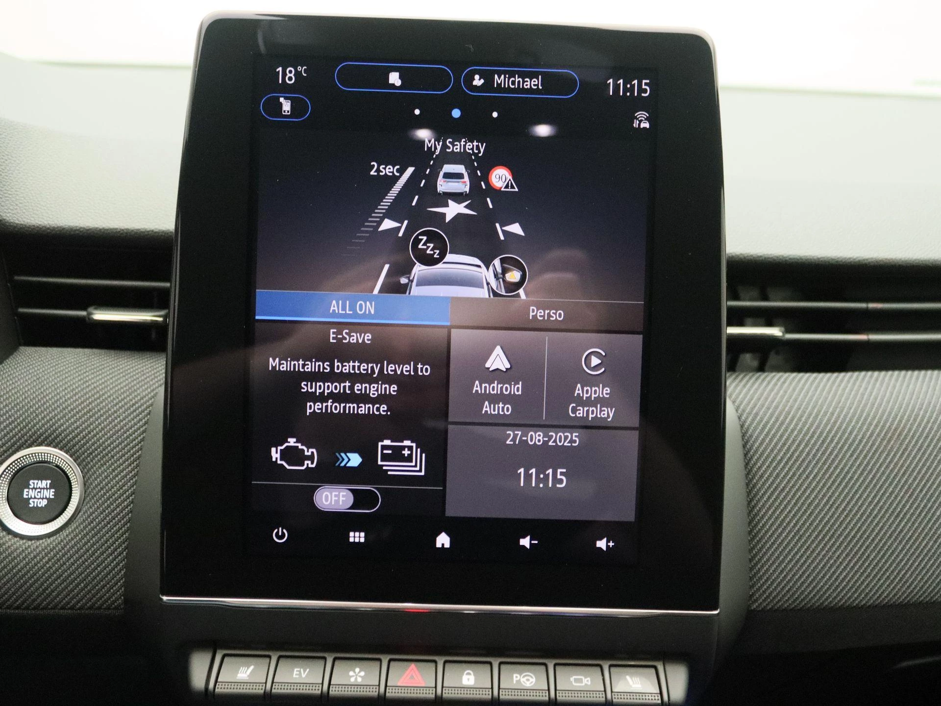 Renault-Clio-image-18