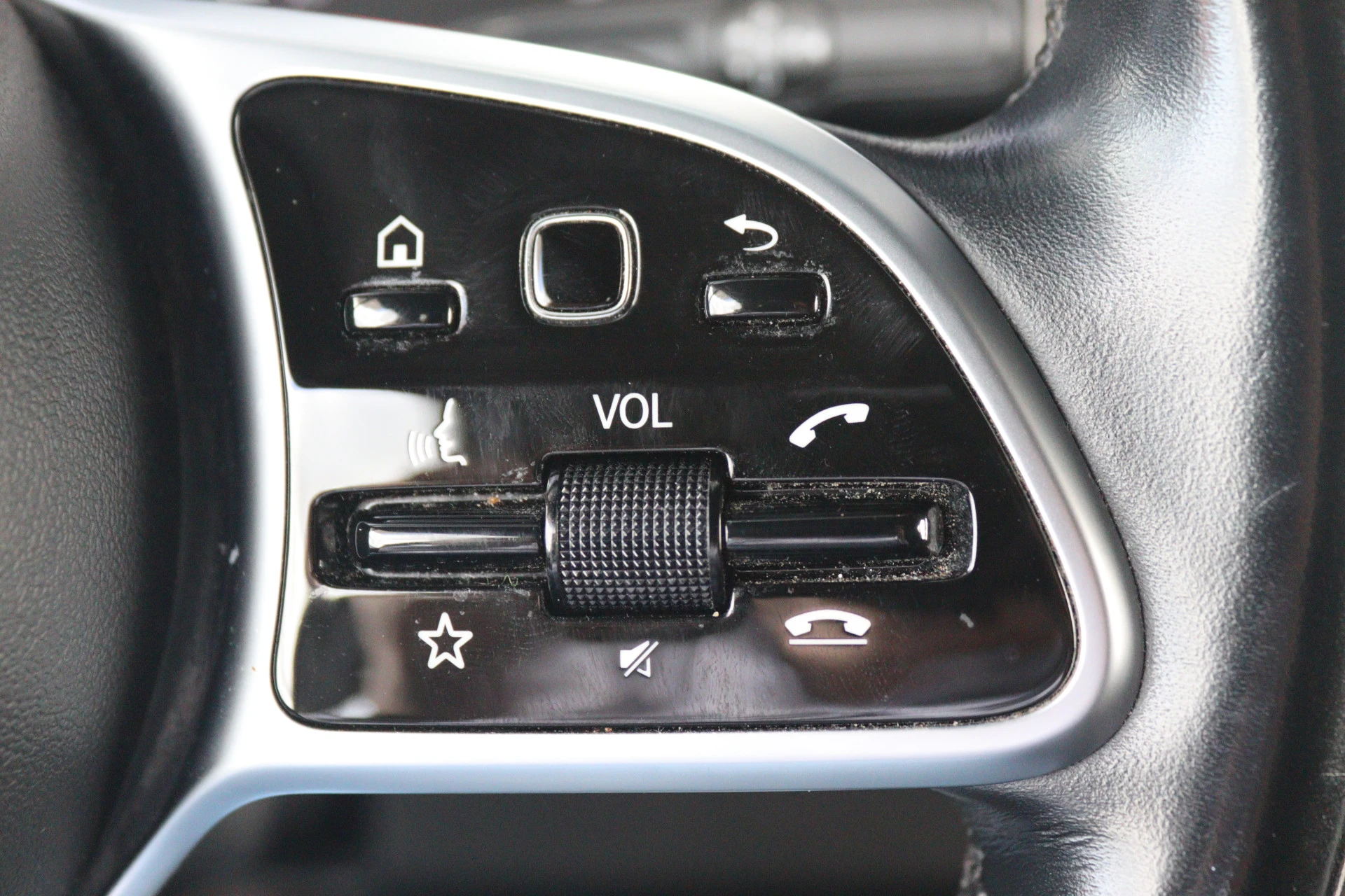 Mercedes-Benz-Sprinter-image-12
