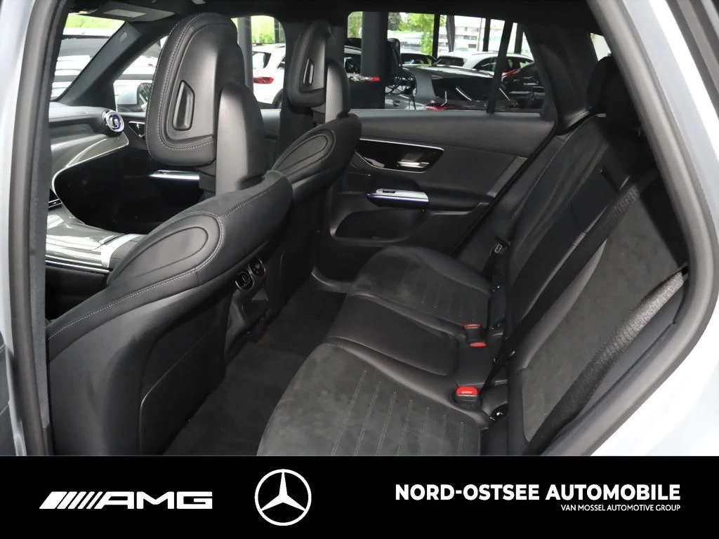 Mercedes-Benz GLC 300 d AMG 4M AHK DISTRONIC SHZ MBUX KEYLESS AMG LineX254 GLC 300 d AMG 4M AHK DISTRONIC SHZ MBUX KEYLESS AMG Line