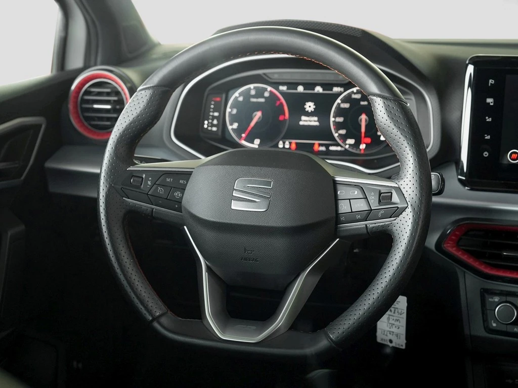 SEAT Ibiza 1.0 TSI FR Full-Link/LED/RFK/Navi