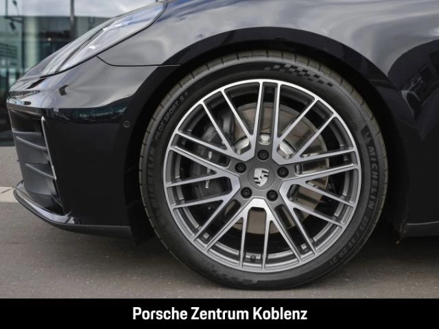 Porsche Panamera 4 E-Hybrid -