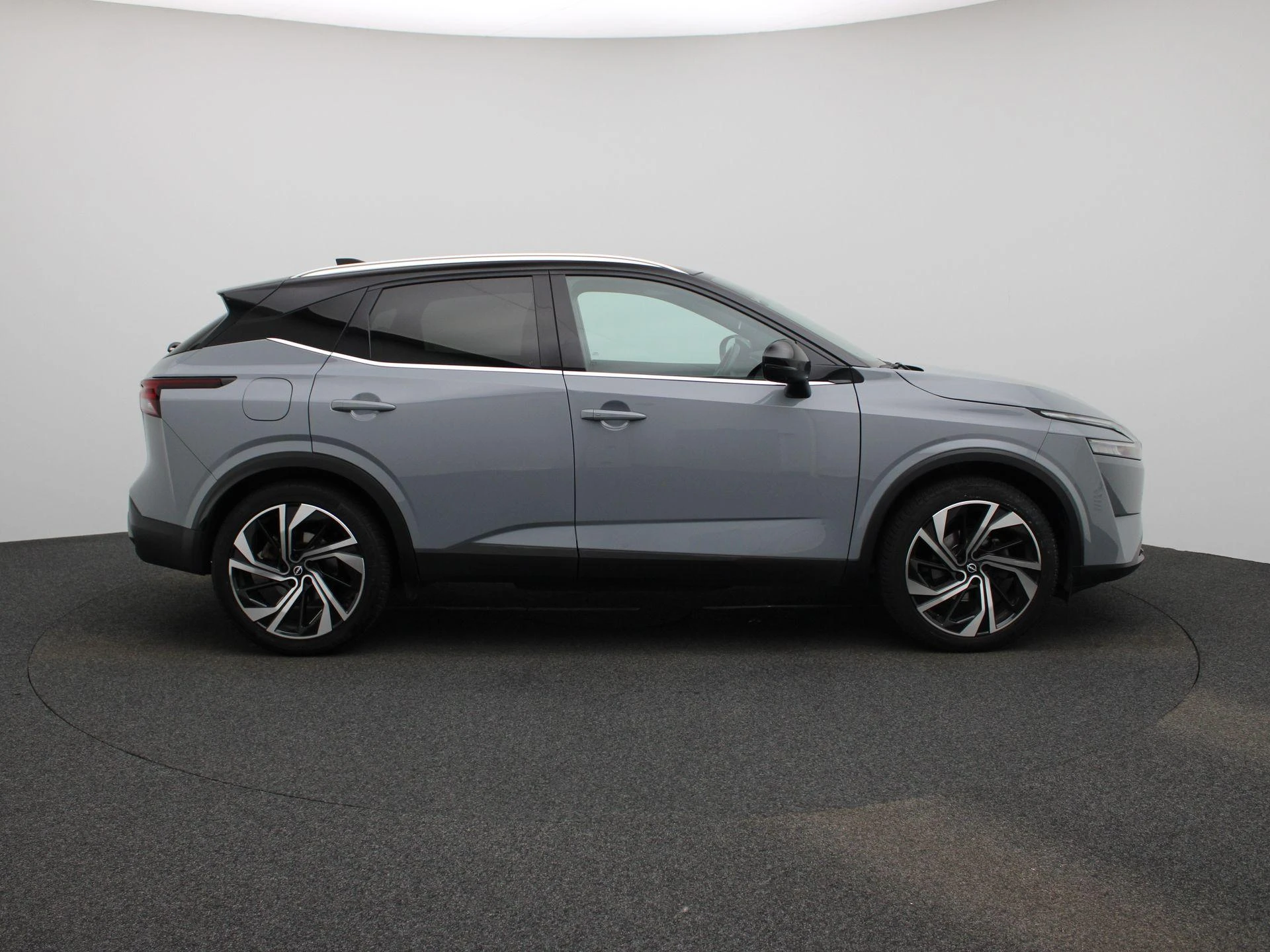 Nissan-QASHQAI-image-5